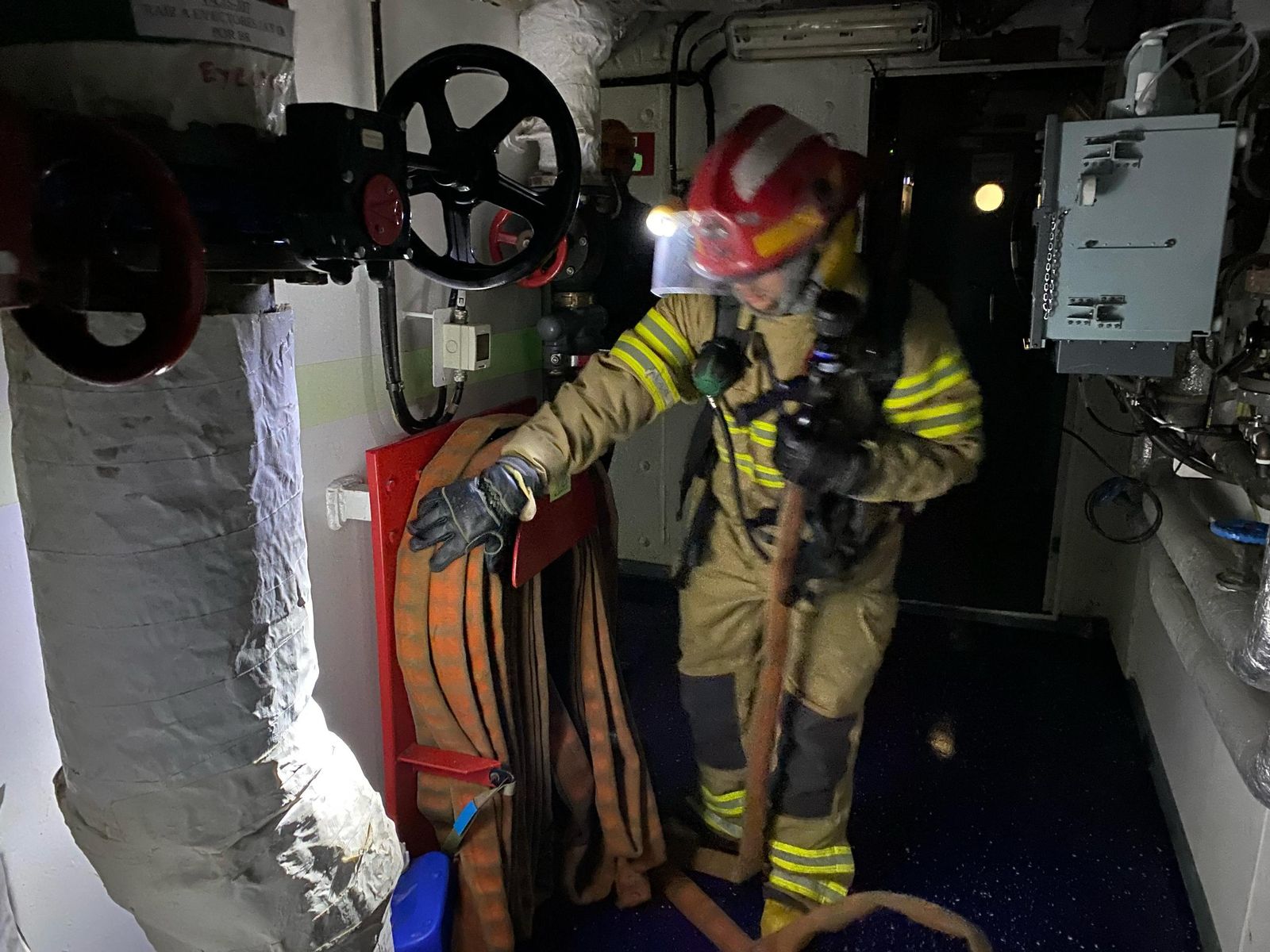 Las fotos del mayor ejercicio de los últimos años en el Estrecho de Gibraltar y el Golfo de Cádiz de la Armada y la OTAN