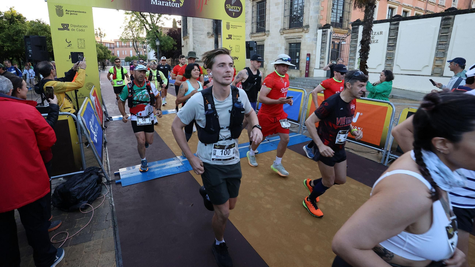Búscate en la Sherry Maratón 2025 de Jerez (I)