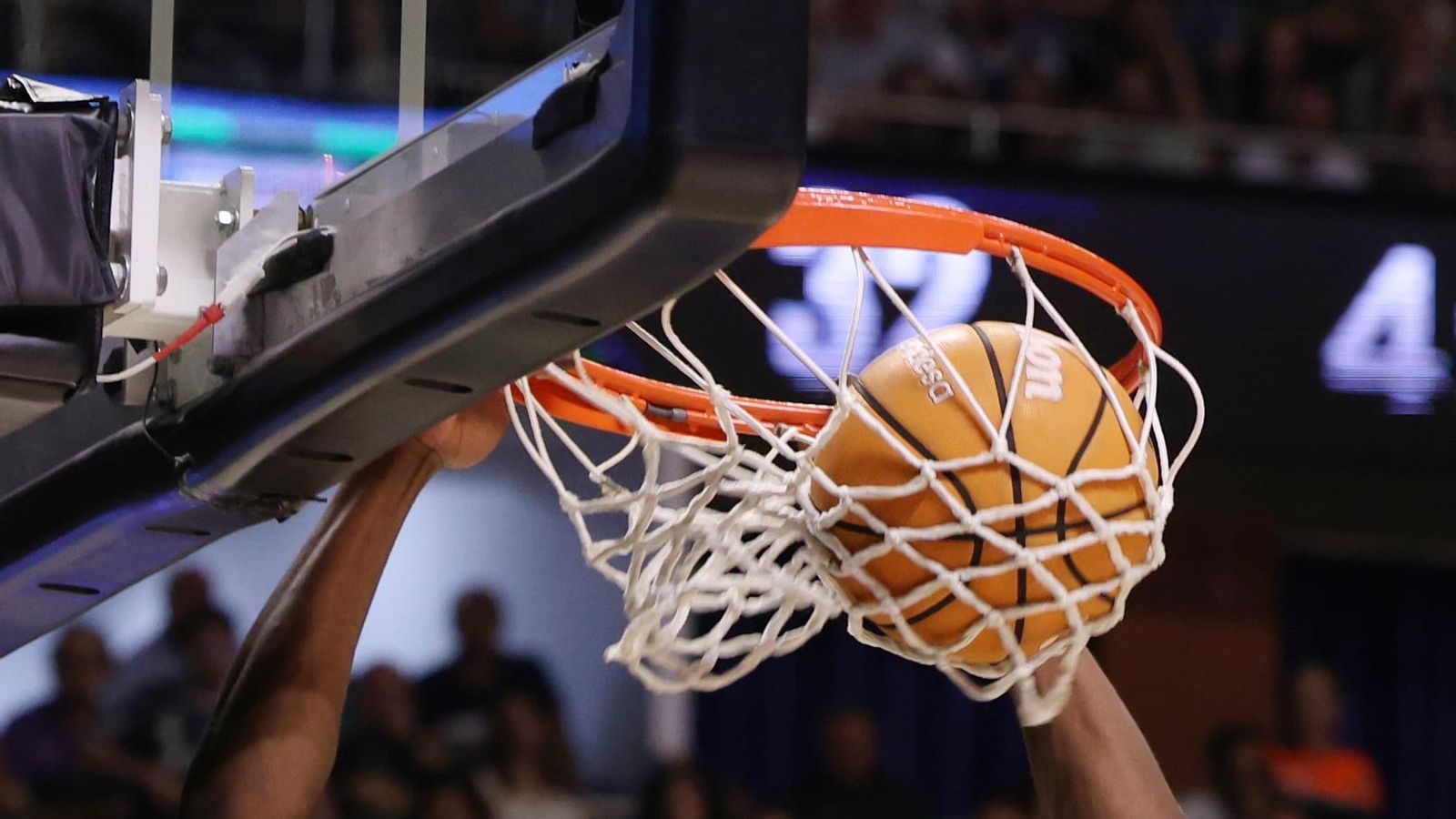 Las fotos del Unicaja-Barcelona, primer partido del play off de la Liga Endesa
