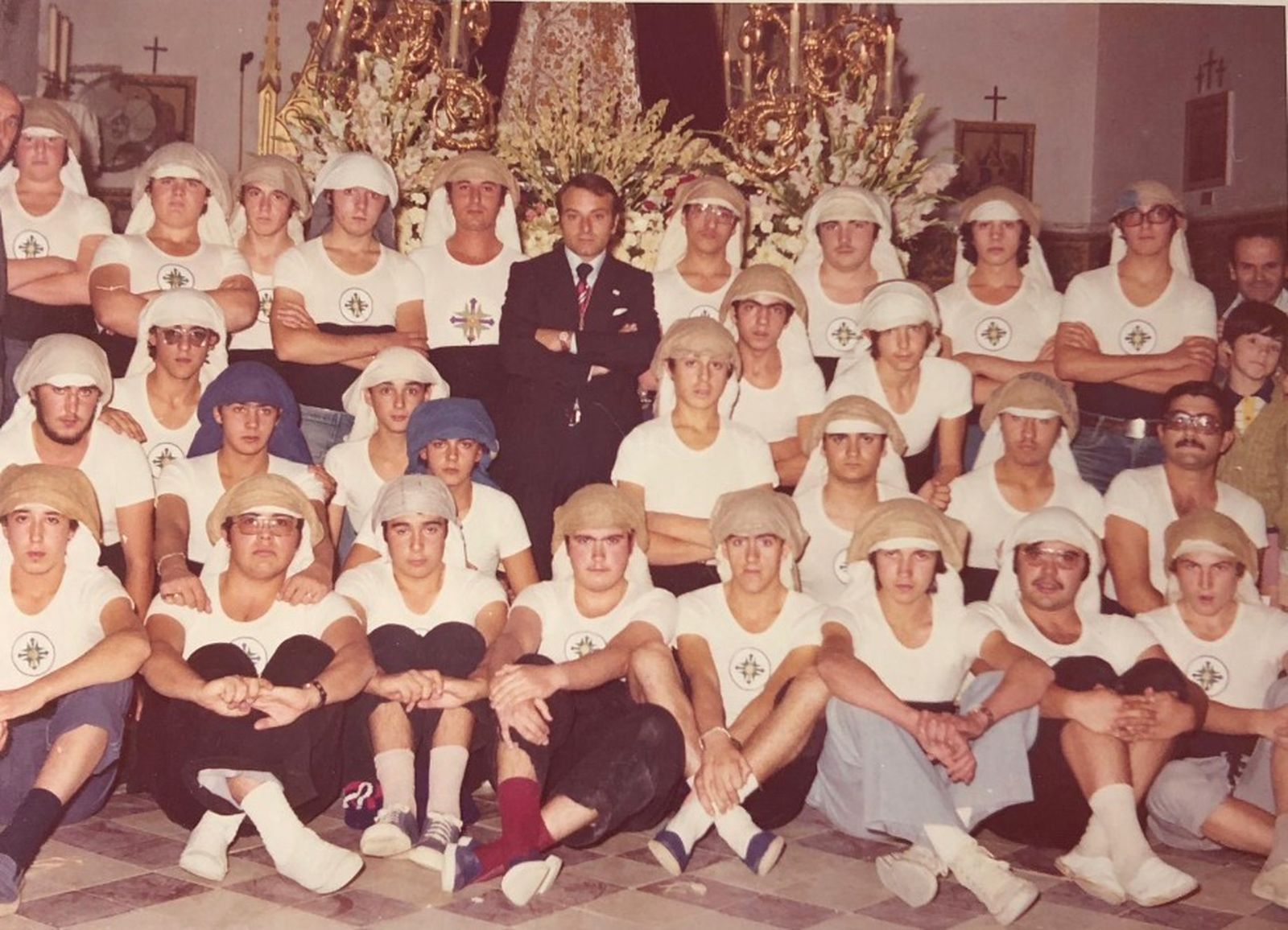 Instantánea de la primera cuadrilla de San Gonzalo