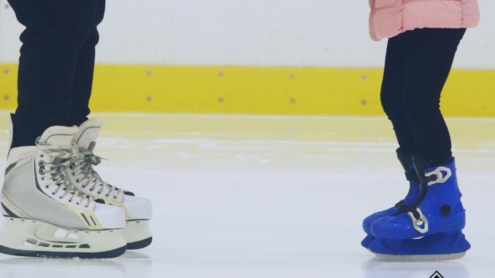Pista de patinaje Hielo Azul