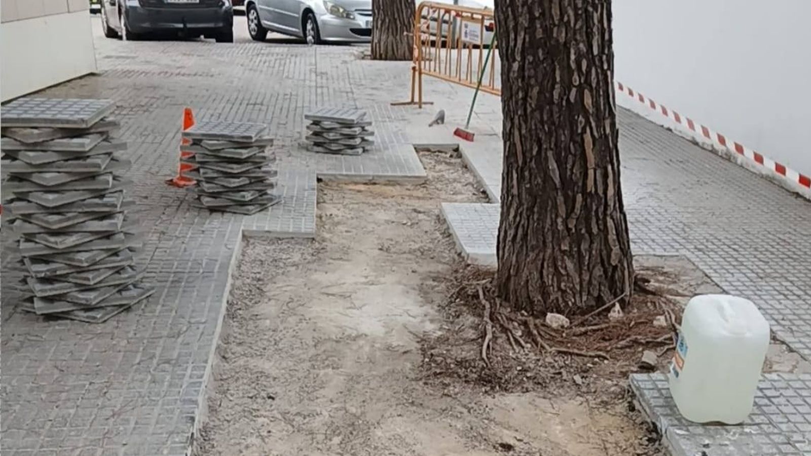 Arreglo de acerado, gracias a esta iniciativa.