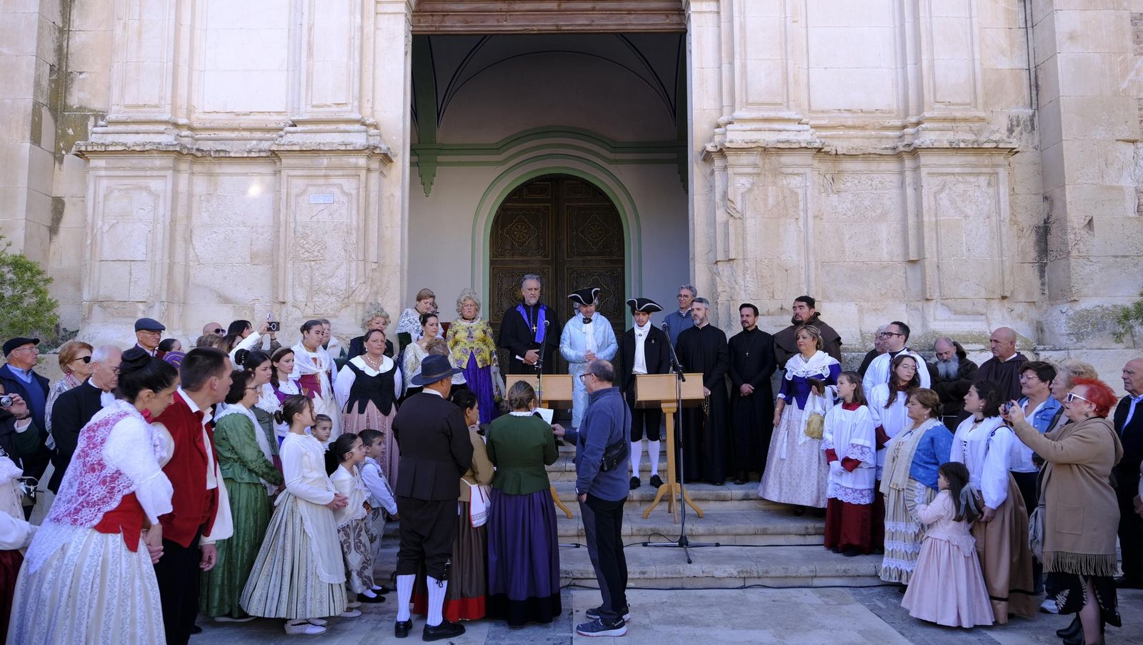 Recreación histórica de la visita del Marqués de los Vélez a Vélez Rubio, en imágenes