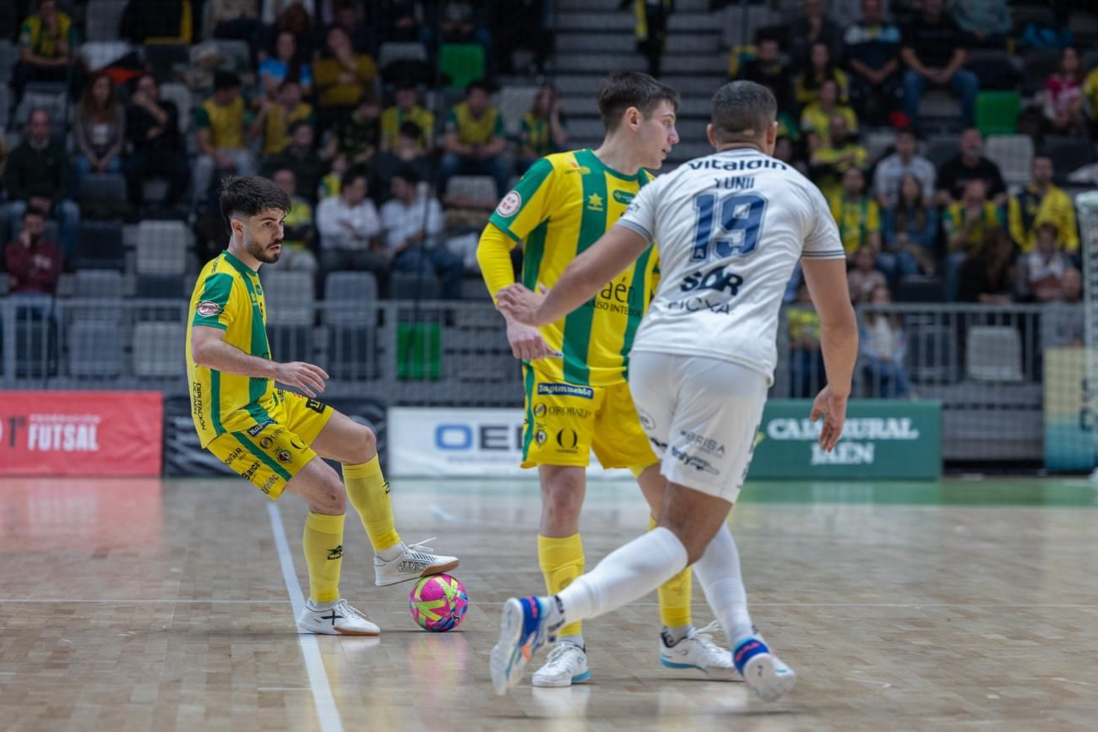 Jaén Paraíso Interior FS  4-3 Family Cash Alzira