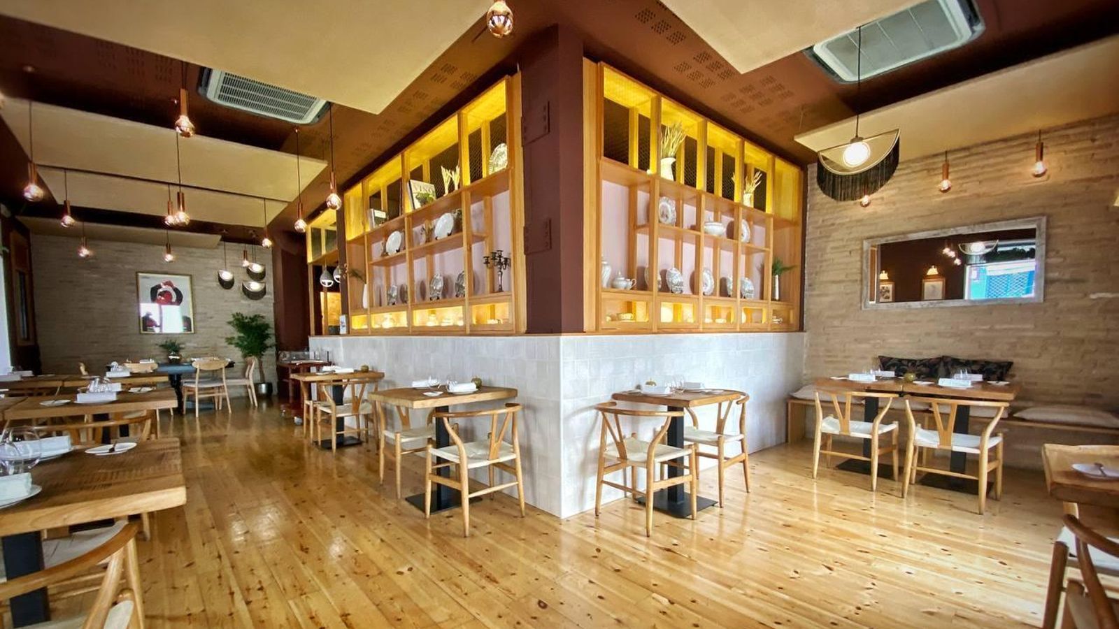 Salón del restaurante Plato Jondo, apto para hasta 70 comensales.