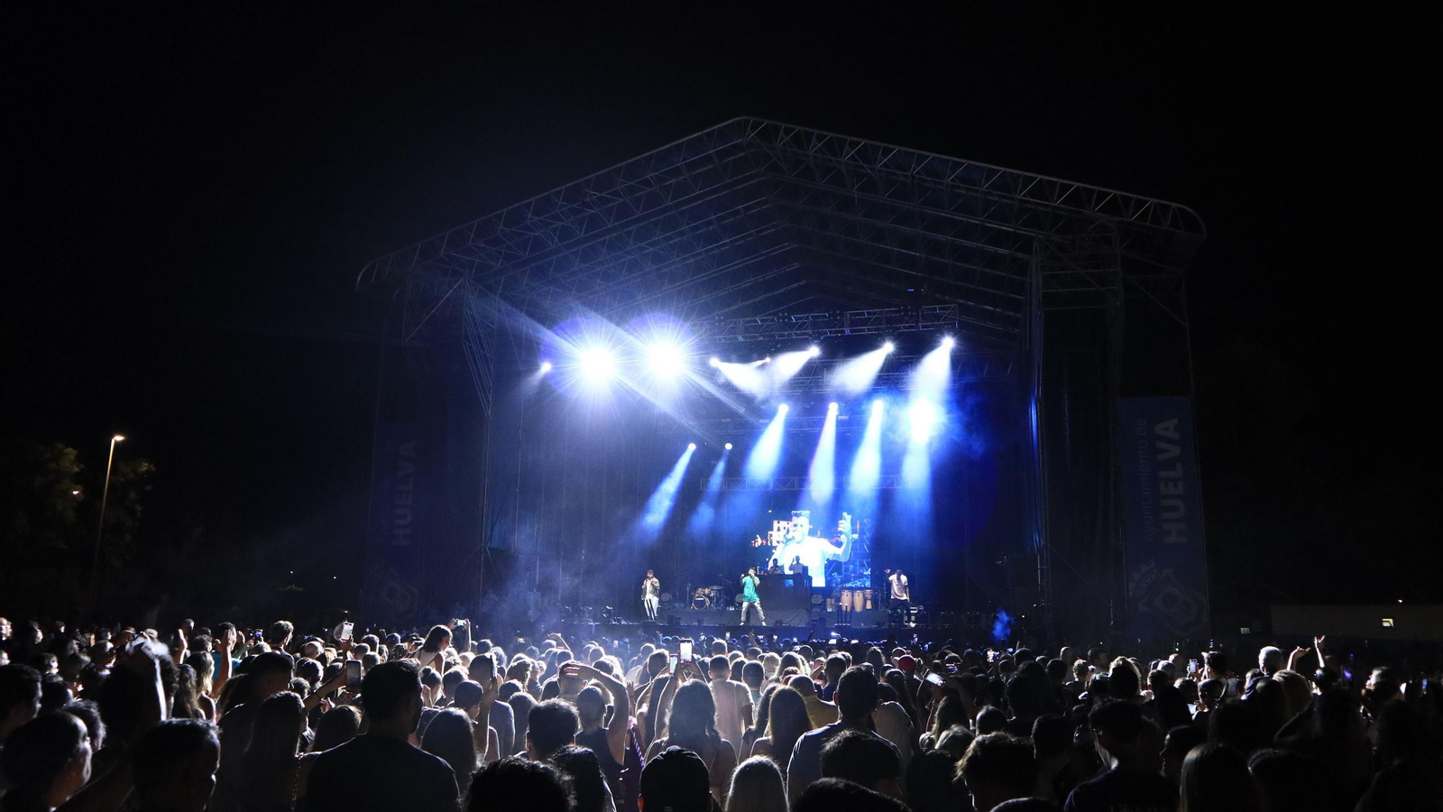 Imágenes del concierto de Sergio Contreras y Raule en las Colombinas