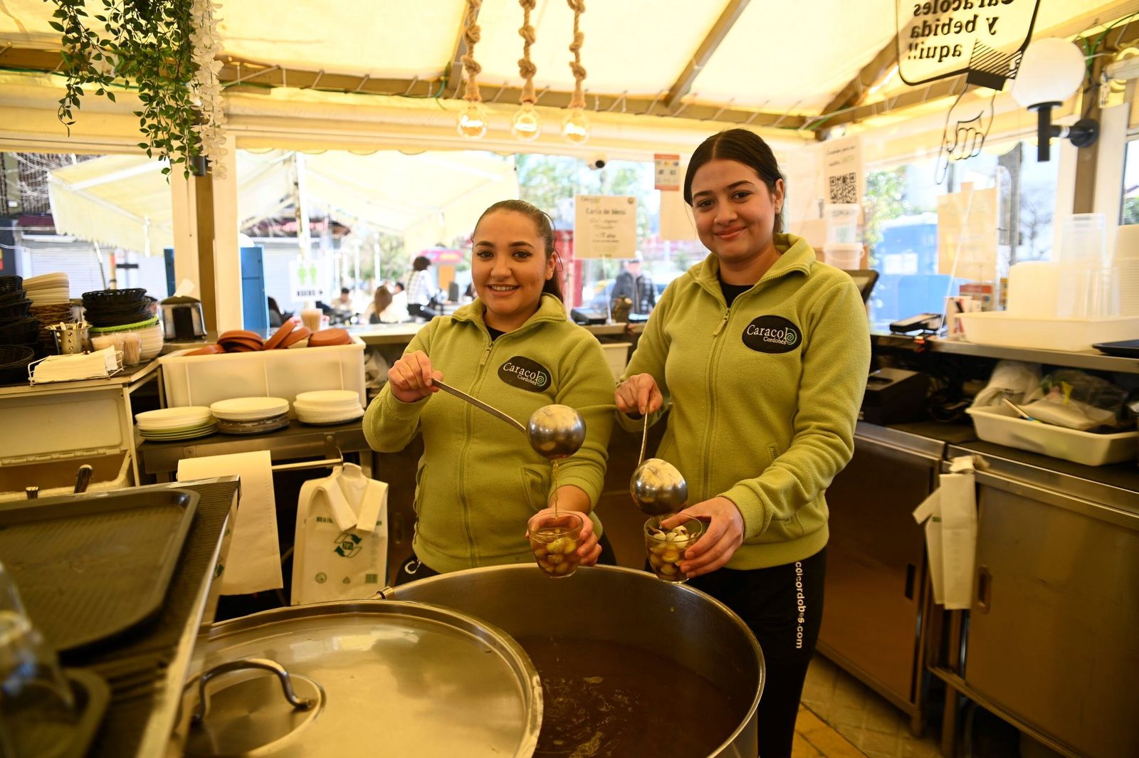 El arranque de la temporada de caracoles en Córdoba, en imágenes