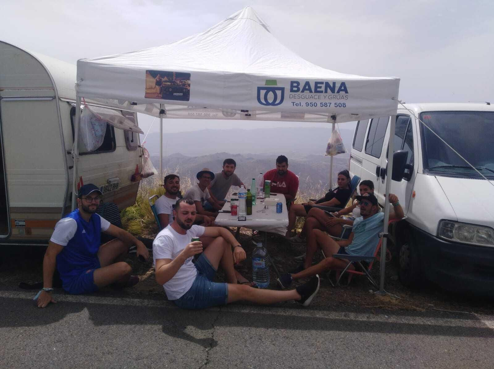 Fotogalería del ambiente en la subida al Alto de Velefique de La Vuelta.