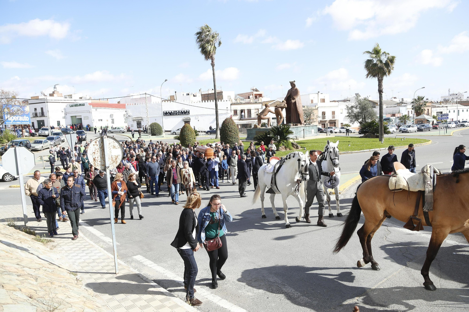 Las imágenes del funeral de Ángel Peralta