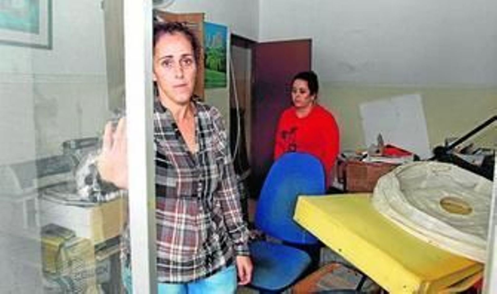 Cinta Rodríguez Cabrera muestra una de las estancias de la VPO.