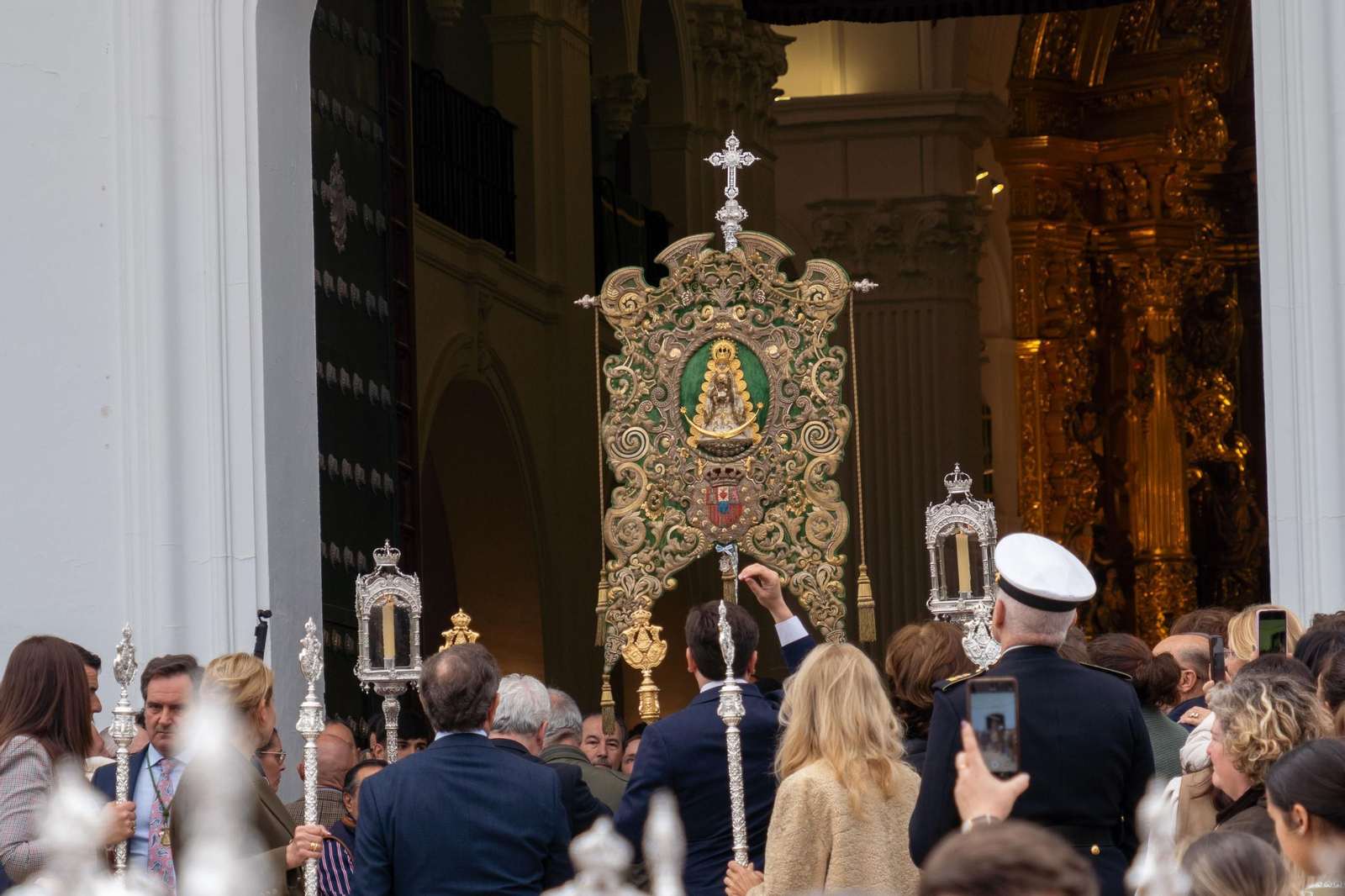 Imágenes de la peregrinación de la hermandad de Huelva al rocío en 2025