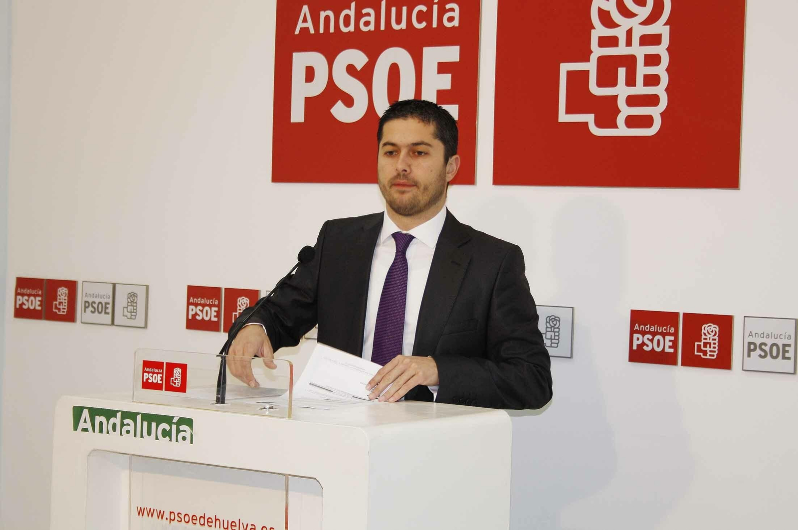 Francisco Baluffo, en una imagen de archivo, durante una rueda de prensa del PSOE.