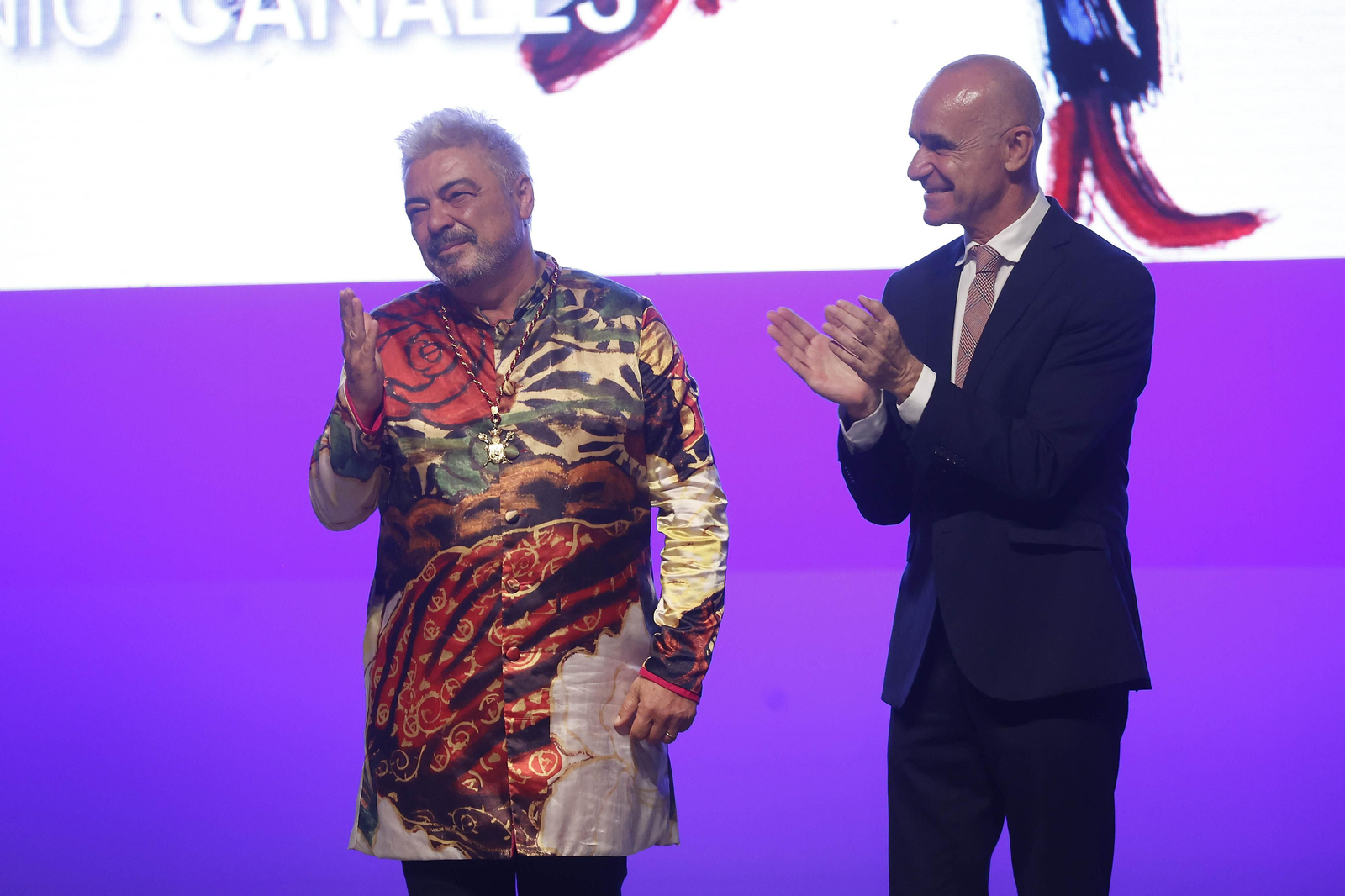 Las imágenes de la entrega de las medallas de la ciudad