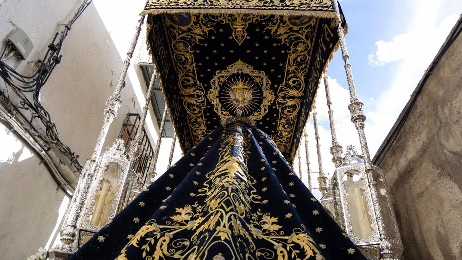 Los jiennenses se recrean con la cofradía de los Estudiantes un nuevo Lunes Santo