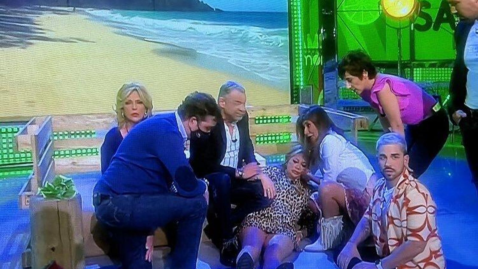 Belén Esteban por los suelos en el 'Sálvame' de este lunes