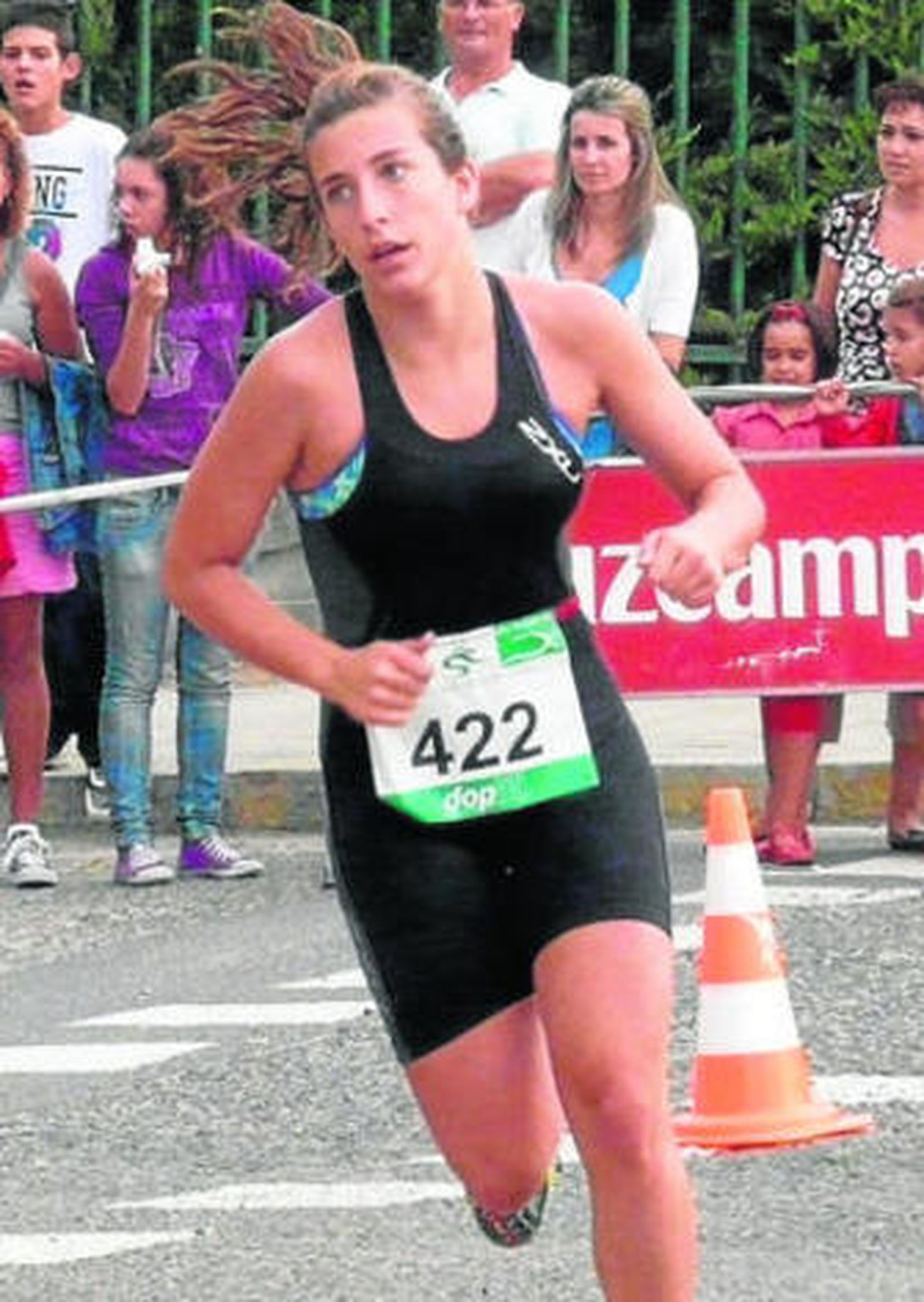 La atleta isleña en plena competición durante la temporada.