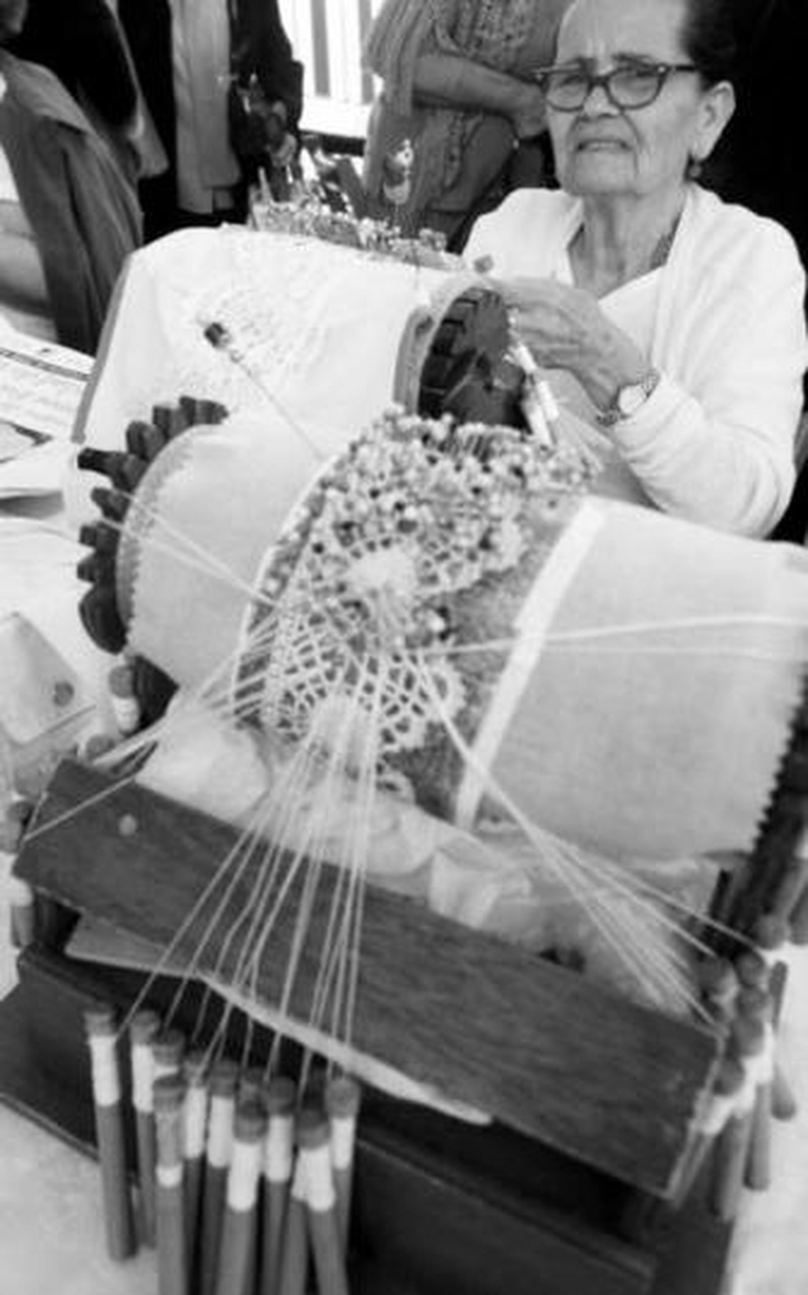 Los mundillos son los soportes donde se coloca el patrón.