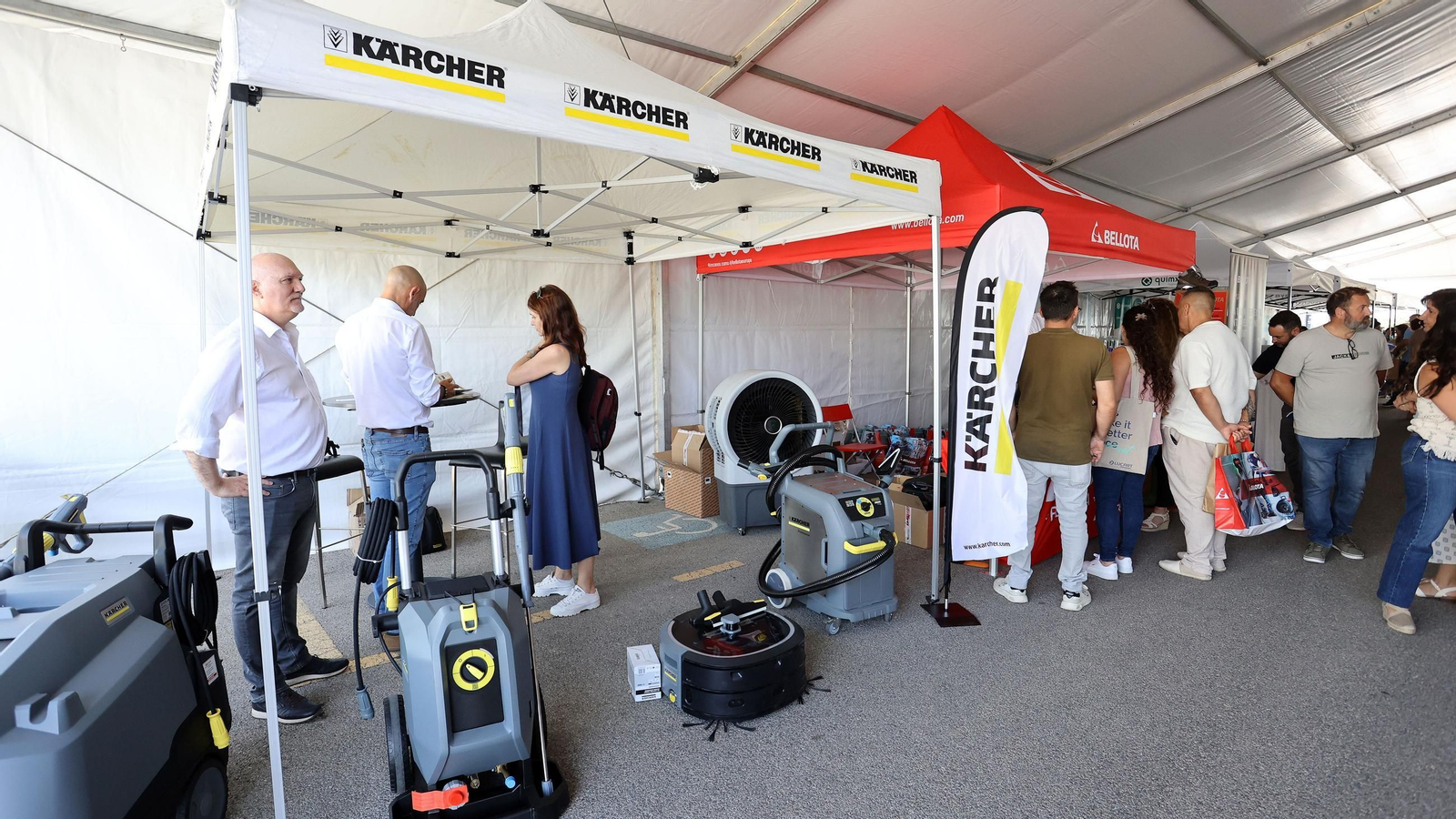 Imágenes de las Jornadas Multimarca 2025 organizadas por Rutesa en Jerez