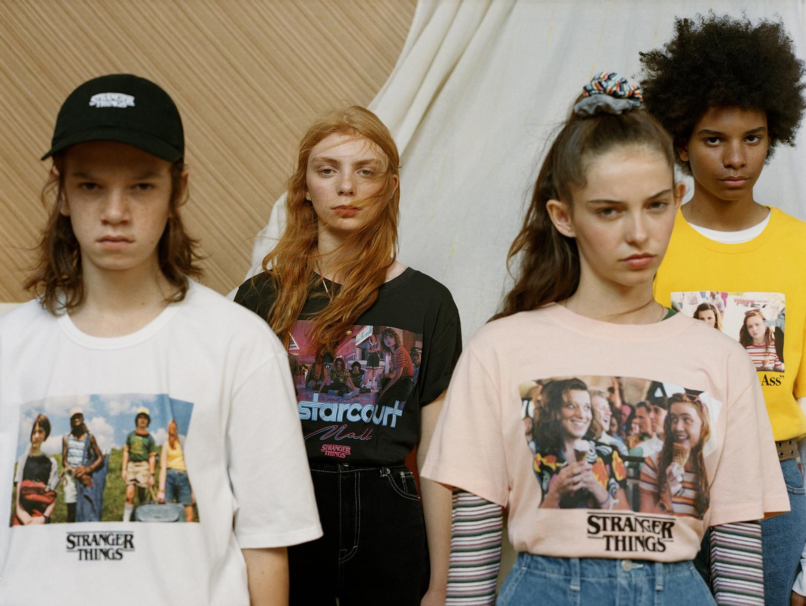 Si eres fan de Stranger Things no puedes perderte la nueva colección de Pull and Bear, ni su editorial
