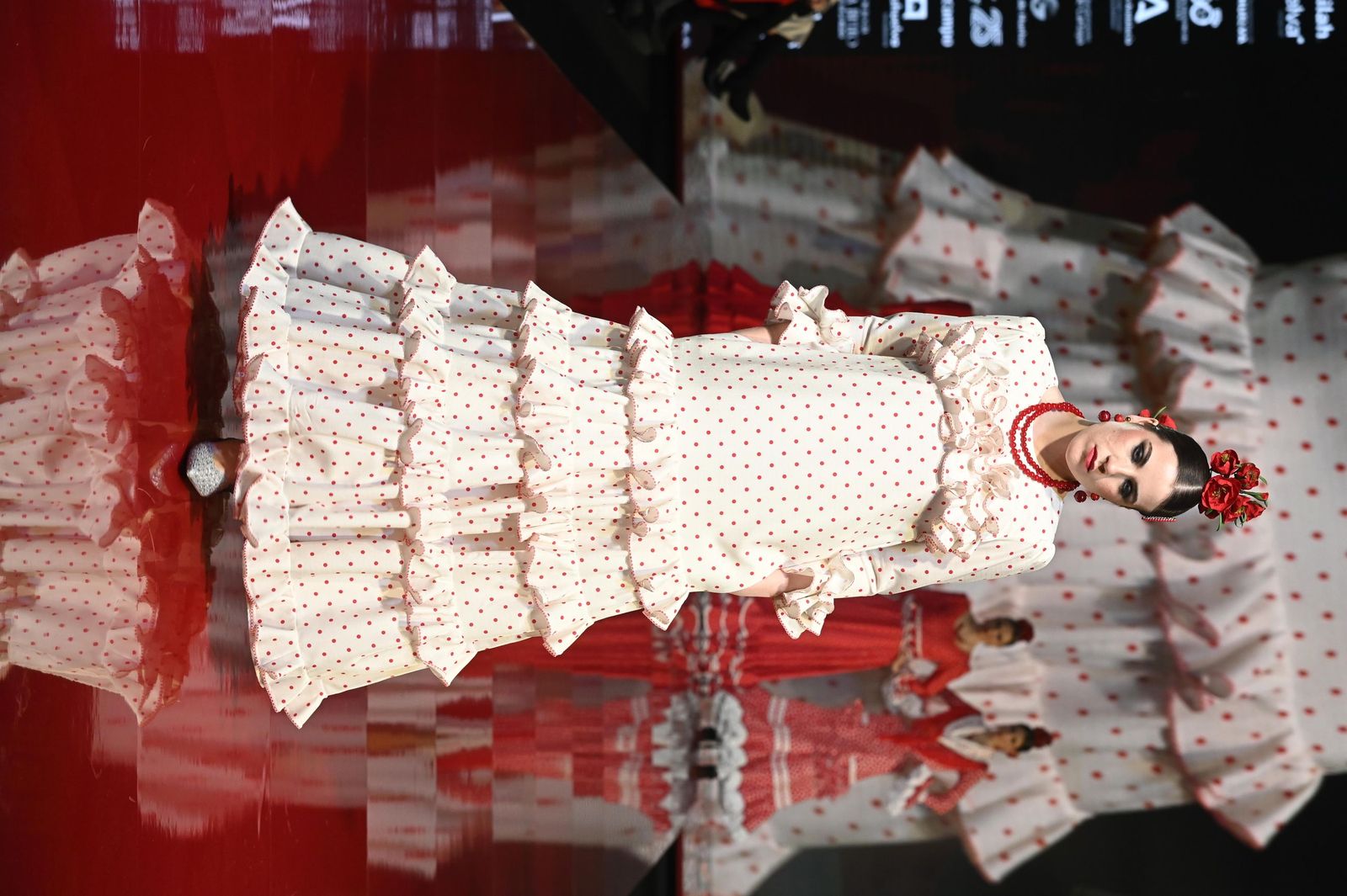 Huelva Flamenca 2026: Desfile de Raquel Muñoz