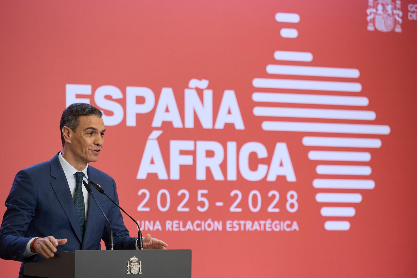 El presidente del Gobierno, Pedro Sánchez, interviene durante el acto de presentación de la Estrategia España-África 2025-2028. El presidente del Gobierno, Pedro Sánchez, interviene durante el acto de presentación de la Estrategia España-África 2025-2028.