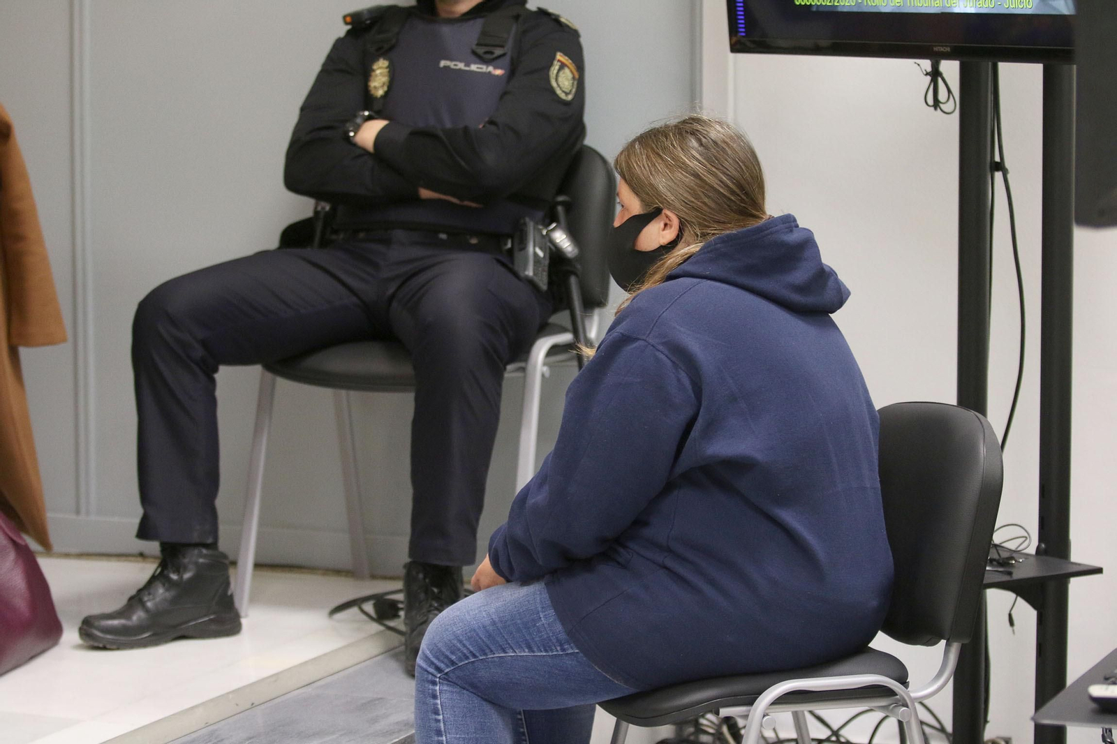 Condenada a prisión permanente revisable la madre que mató a su hijo en Huércal de Almería