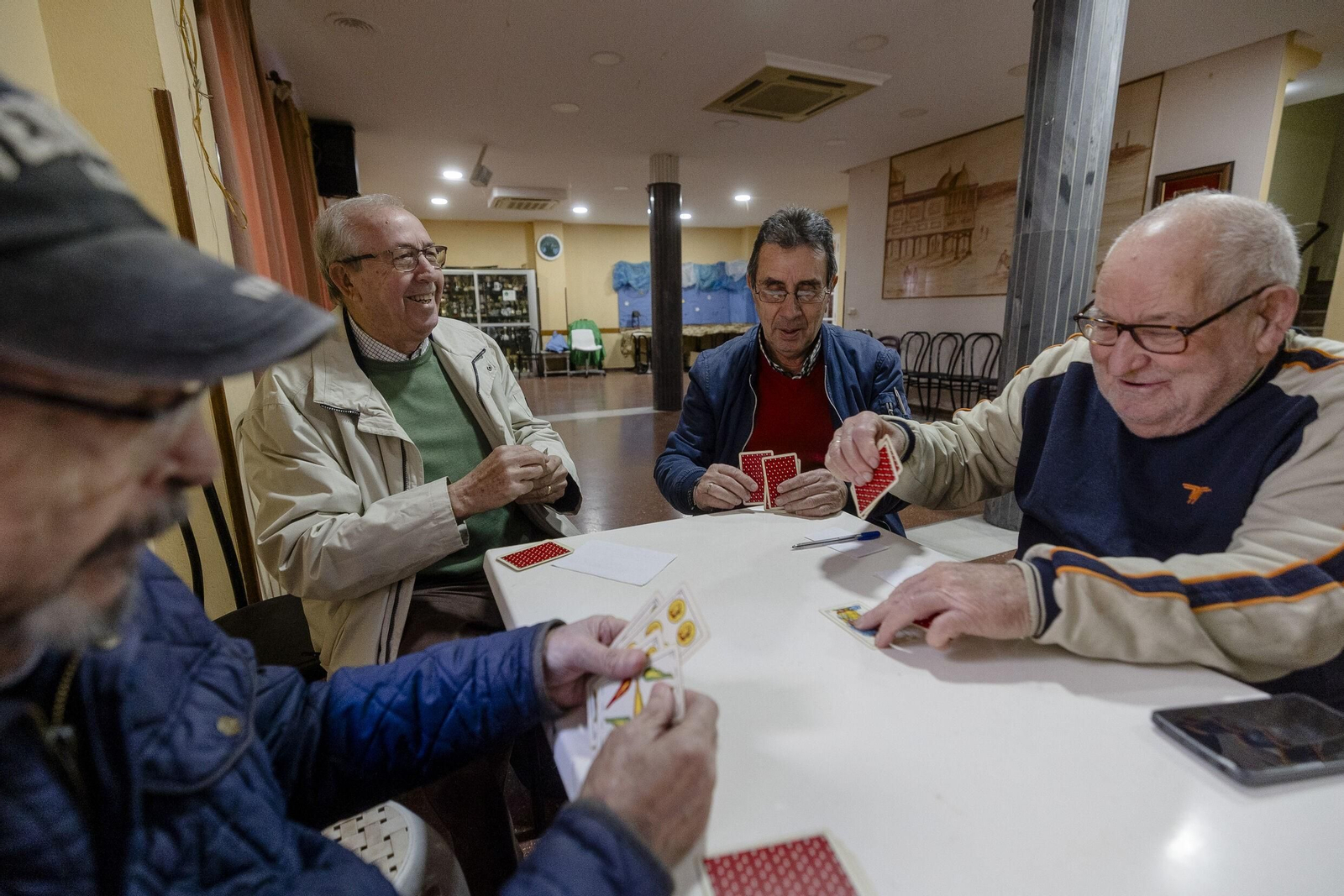 Jubilados en un hogar del pensionista