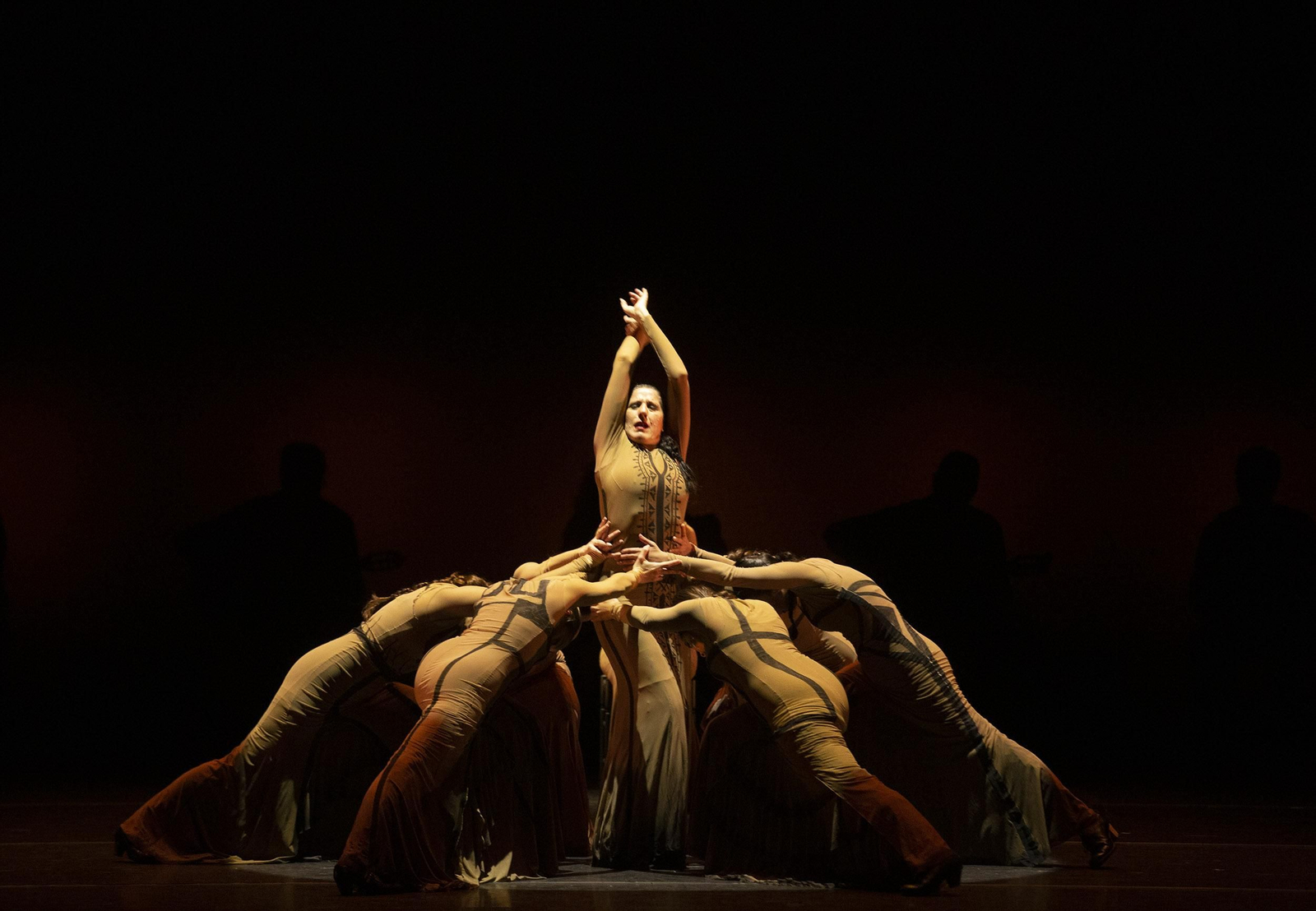 Las imágenes de 'Carmen' , de María Pagés, en el Maestranza