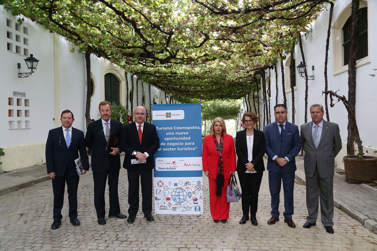 Antonio Mariscal, Manuel Otero, Javier Sánchez Rojas, Mamen Sánchez, Susana Ibáñez, Rafael Navas y Antonio de María.