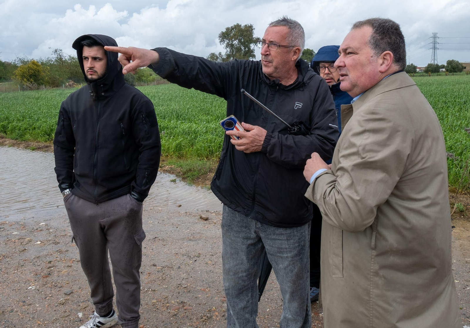 Imágenes de las inundaciones en Gibraleón por la borrasca Laurence este lunes
