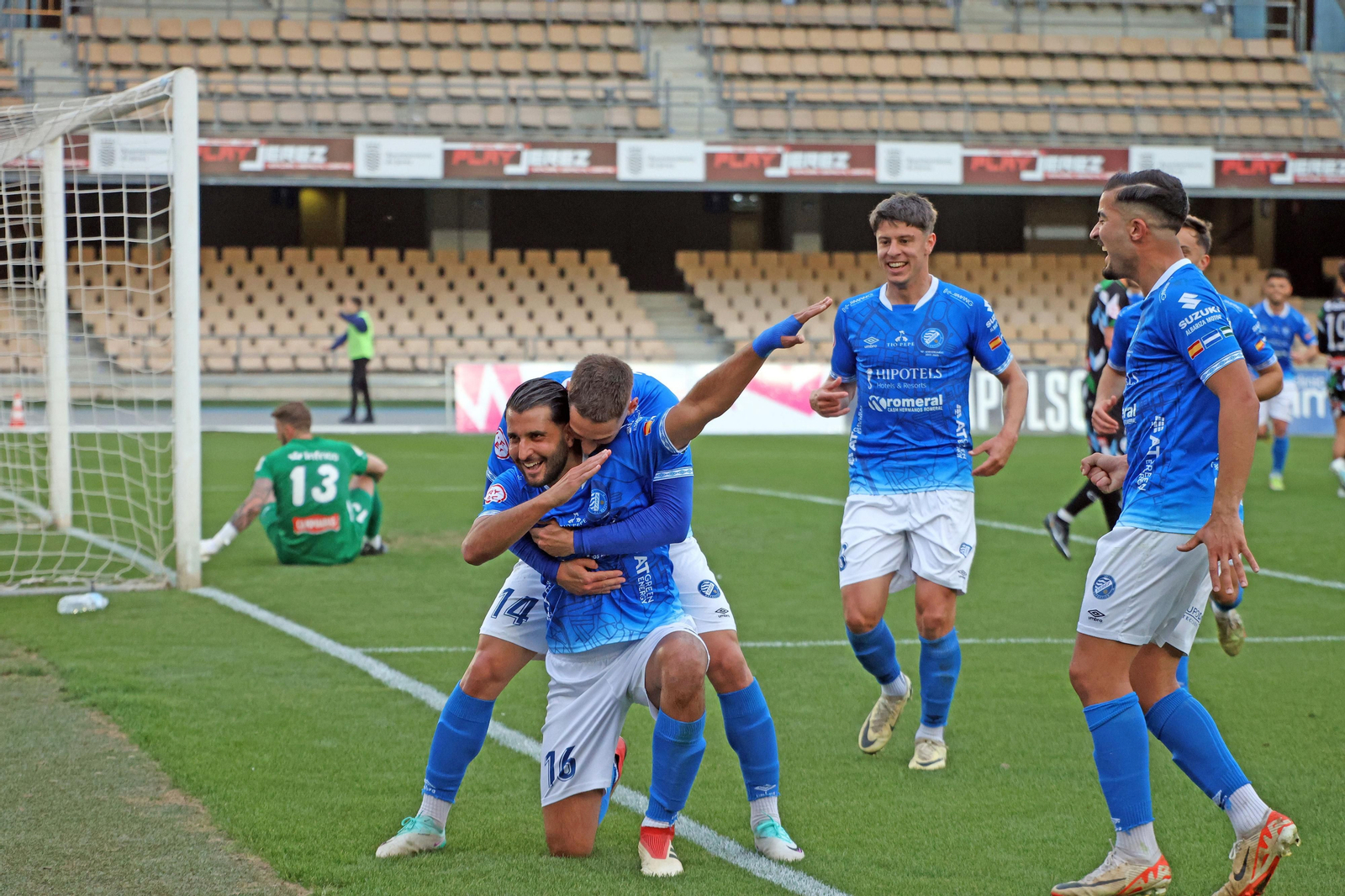 Partido entre Xerez DFC - Ciudad de Lucena en Chapín