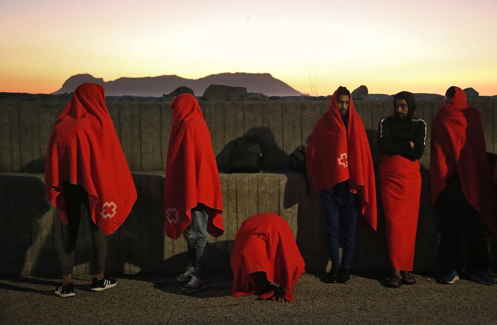 La llegada de migrantes a la costa de Cádiz se reduce a la mitad en 2023