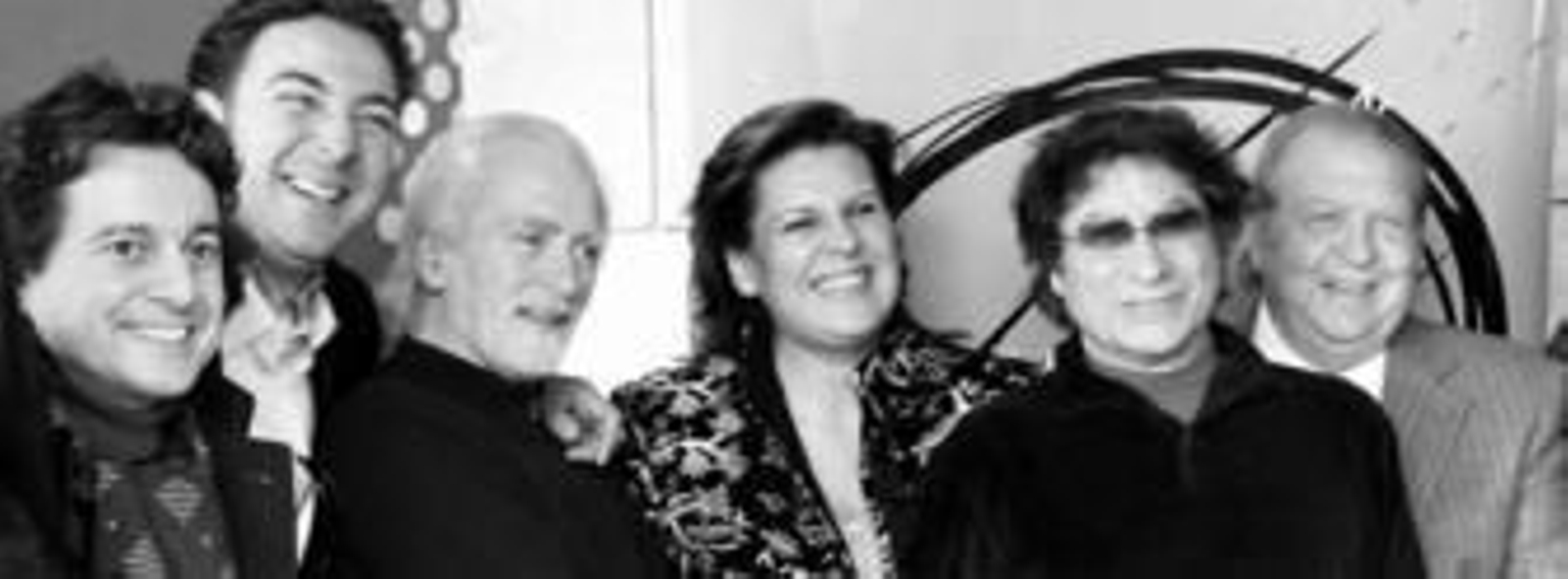 Javier Barón, Antonio El Pipa, Manolo Sanlúcar, Rosa Torres, Mario Maya y Paco Cepero, tras presentar ayer en Sevilla este programa que recorrerá seis provincias andaluzas.