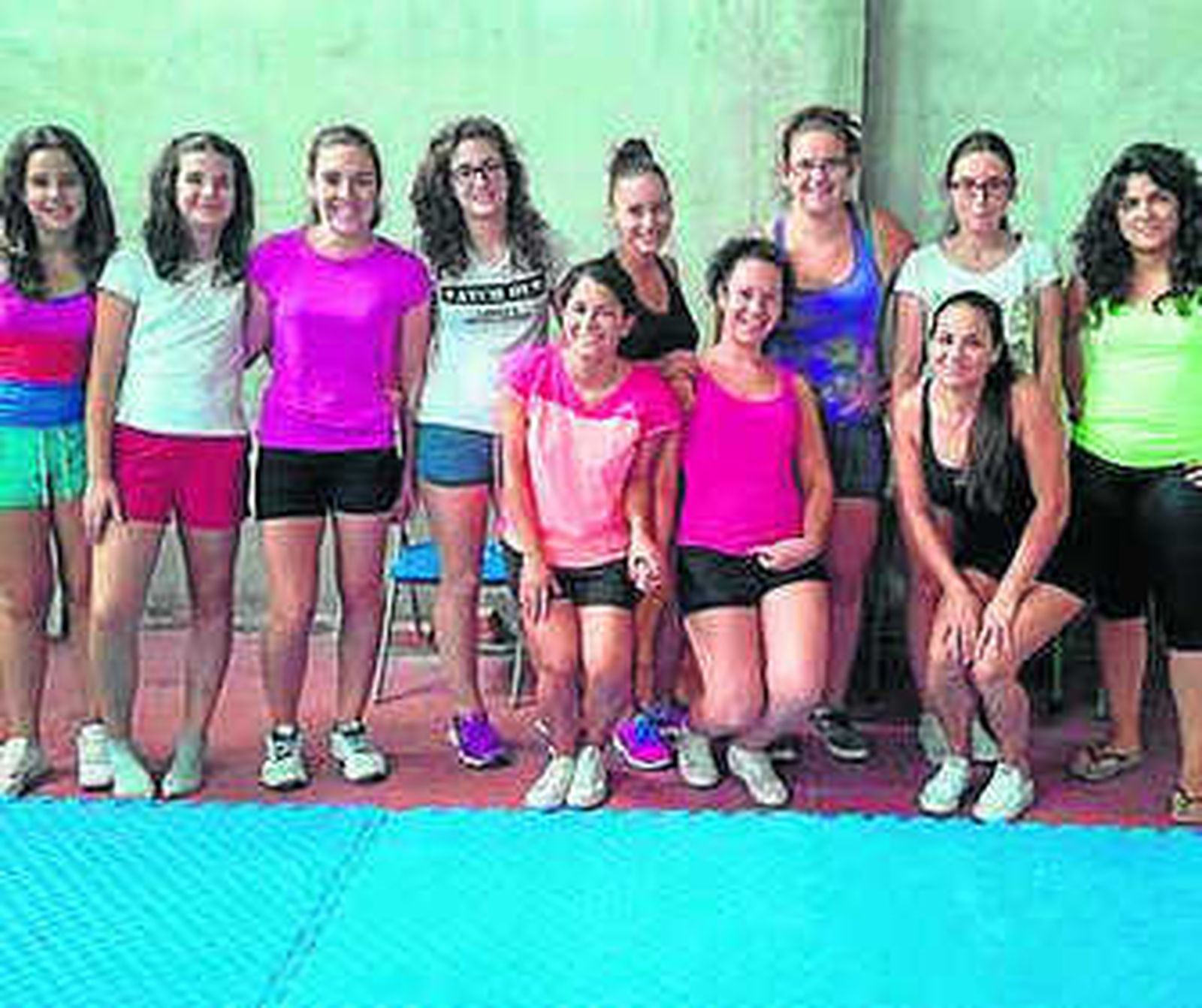 Grupo de vecinas de Chercos.