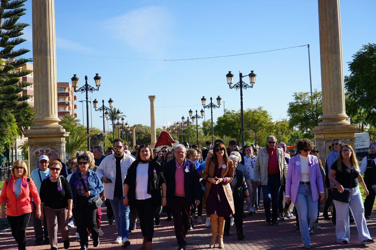 Vícar marcha contra la violencia machista