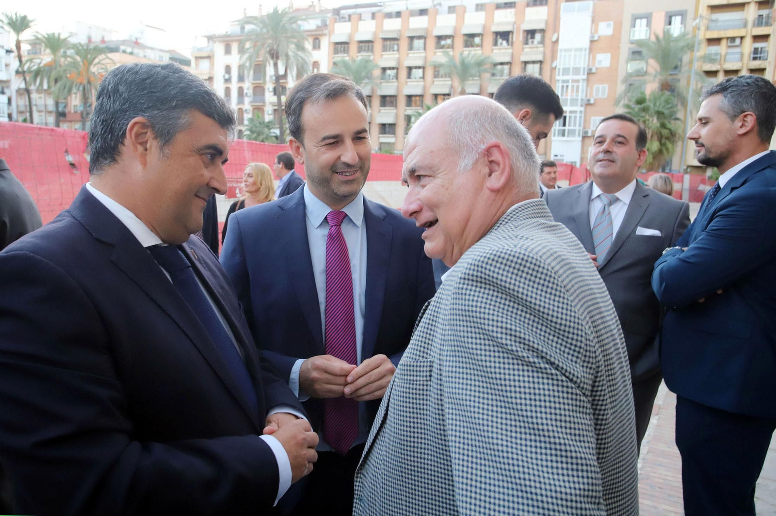 Imágenes de la recepción a los invitados a la gala de los Onubenses del Año