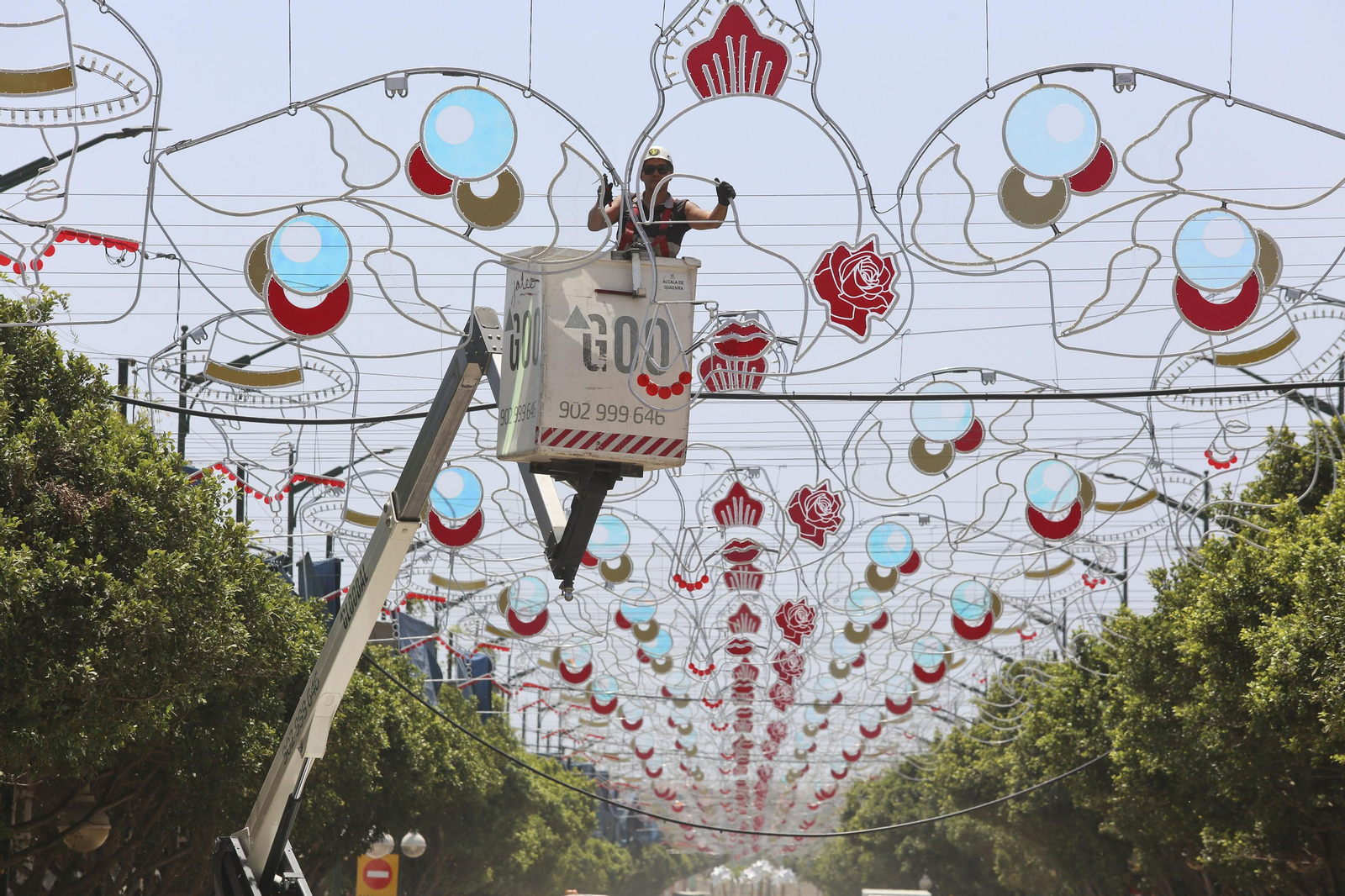 Cuenta atrás para la Feria de Málaga en el Real (fotos)