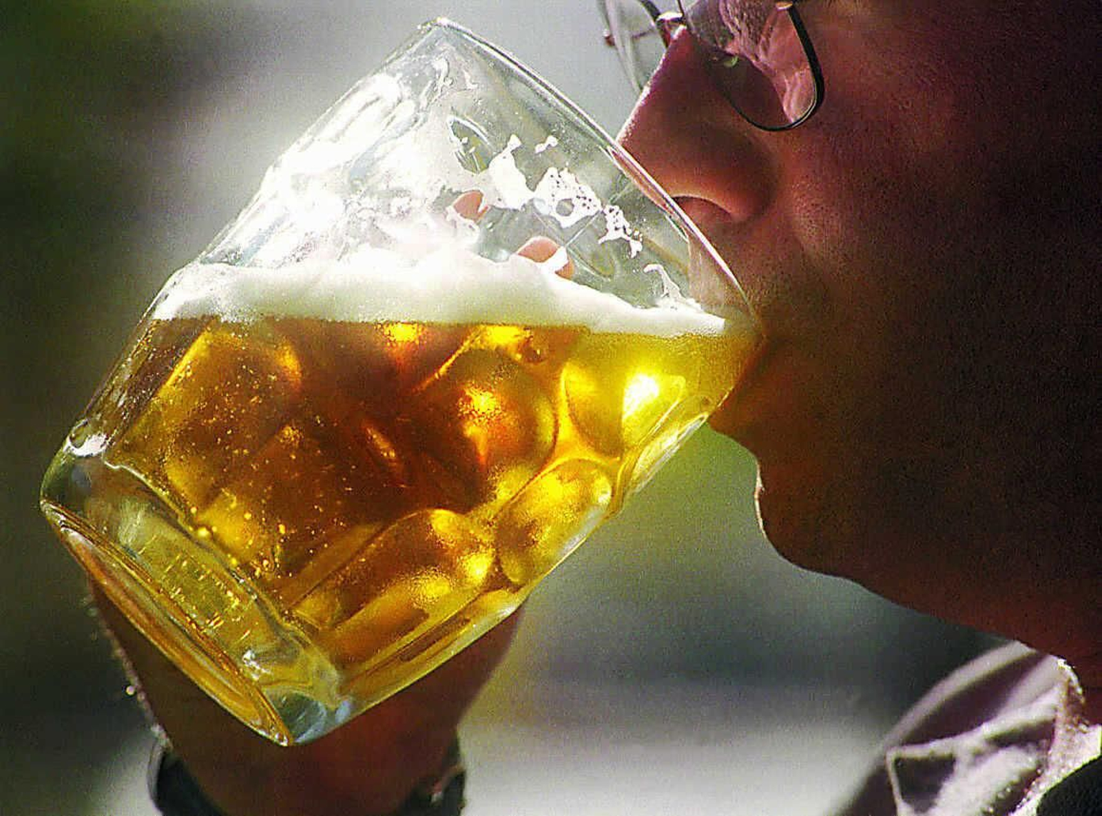 Están más que constatados por los científicos los efectos positivos para la salud del consumo moderado de la cerveza o el vino