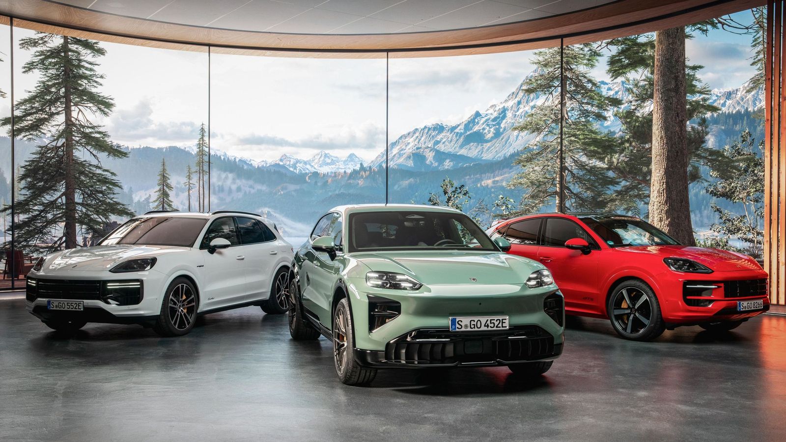 El Cayenne deberá incrementar sus ventas globales en 2026 con su nueva generación, inicialmente eléctrica, si bien dispondrá de versiones híbridas enchufables o sólo termicas también. En España la generación anterior cerró el año siendo el Porsche más vendido: una de cada tres matriculaciones (1.157) fueron de ese SUV.