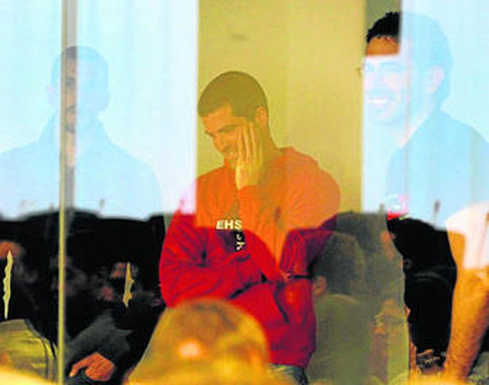 Los etarras Íñigo Gutiérrez Carrillo, Jurdan Martitegi Lizaso y Arkaitz Goicoetxea Basabe, en la Audiencia Nacional.