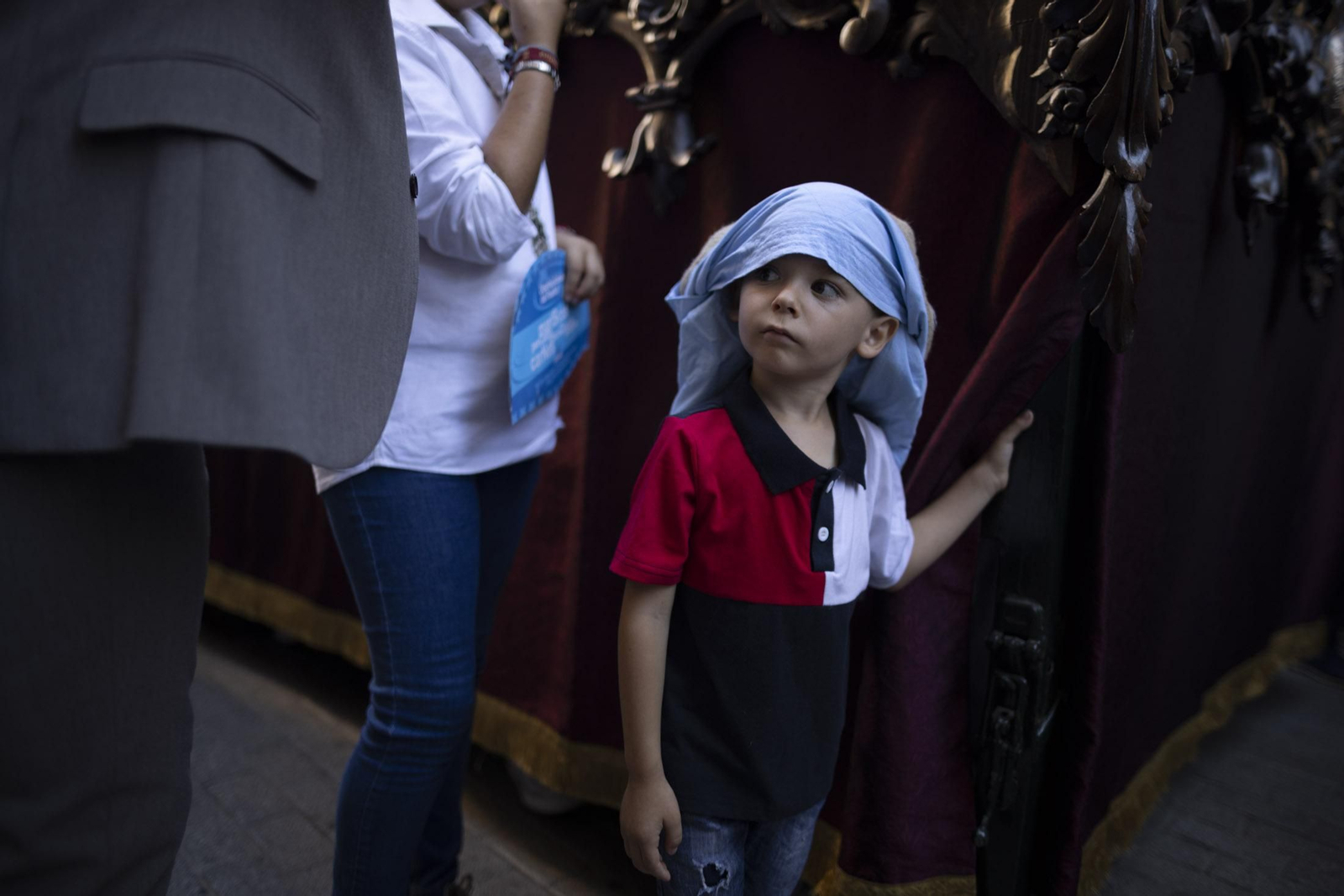 Imágenes de la salida extraordinaria de La Borriquita por las calles de Huelva