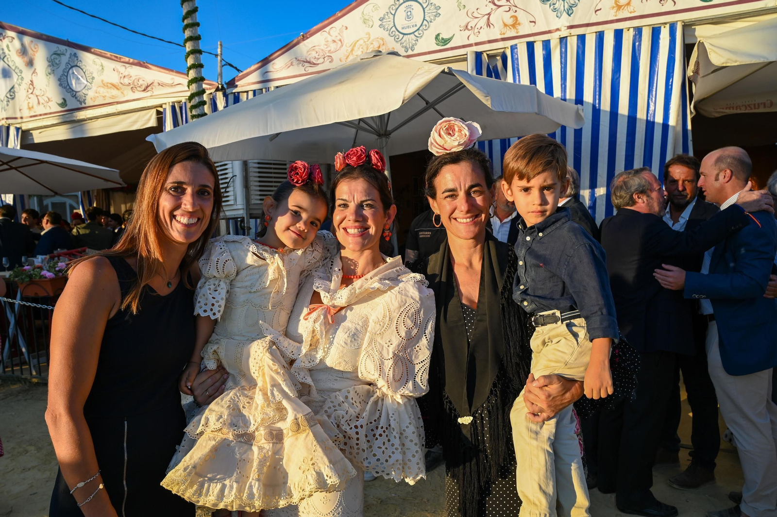 Imágenes del ambiente nocturno del 11 de octubre en la Feria del Caballo 2025