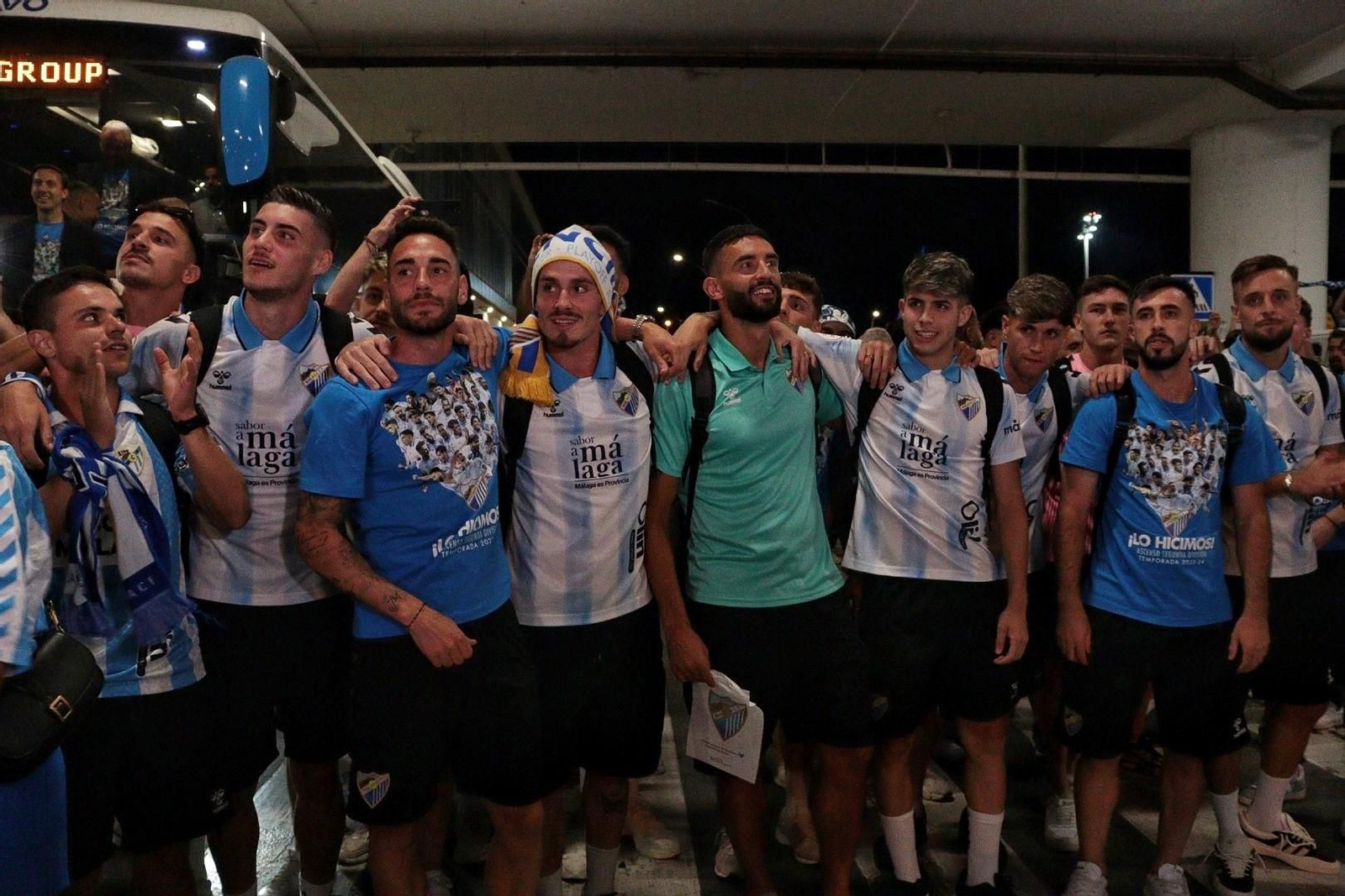 La madrugada interminable con la que Málaga celebró el ascenso