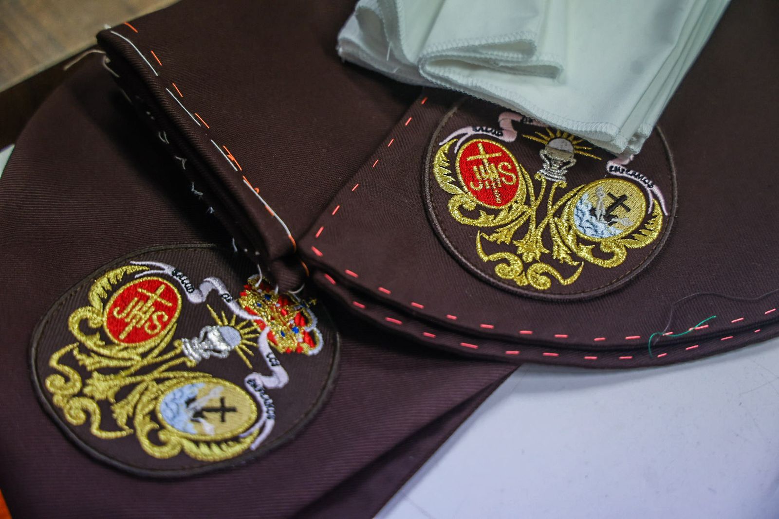 Fotografías del alma del taller de costura de la Sentencia