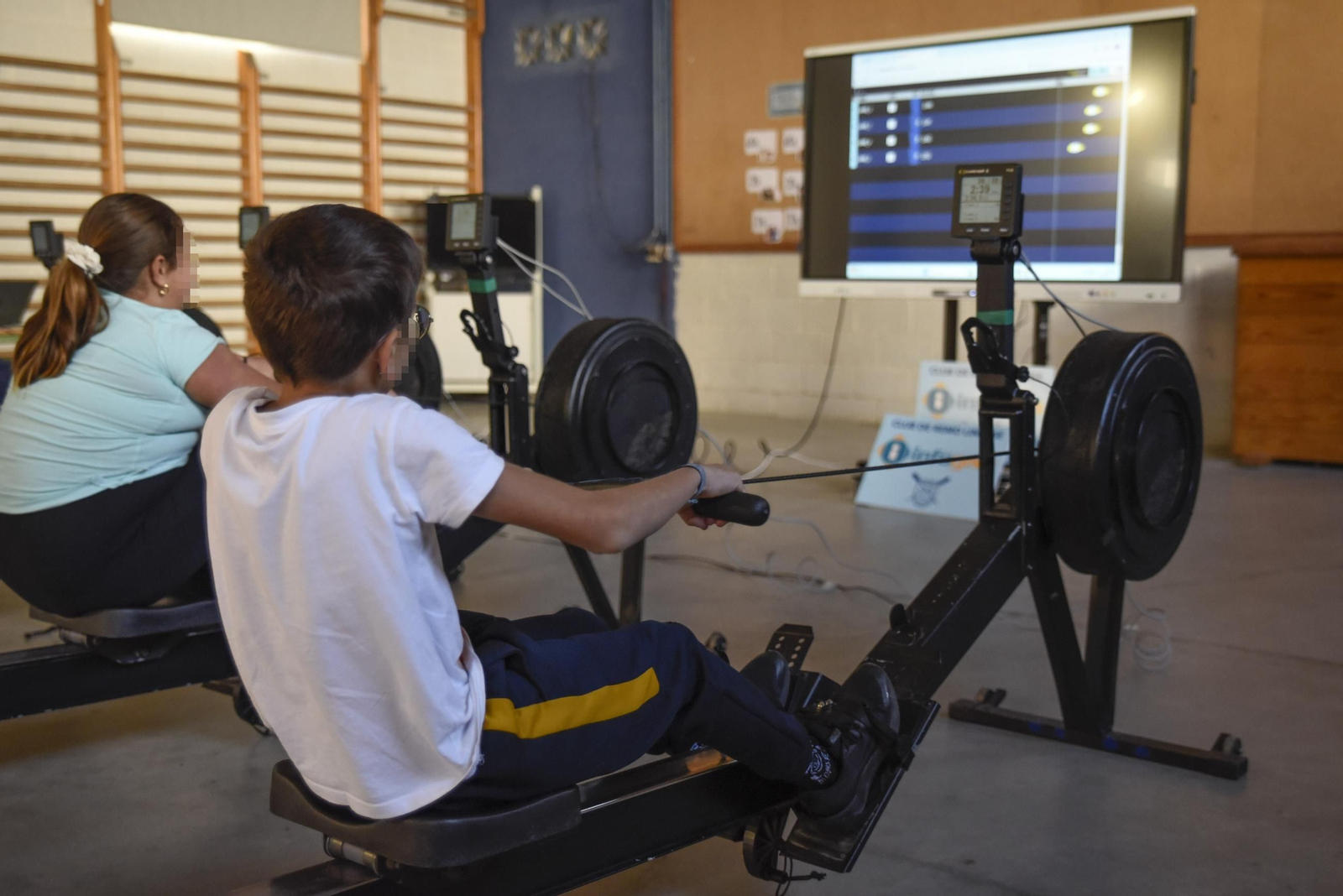 Las fotos de la clase del Club de Remo Linense en el colegio Pablo Picasso