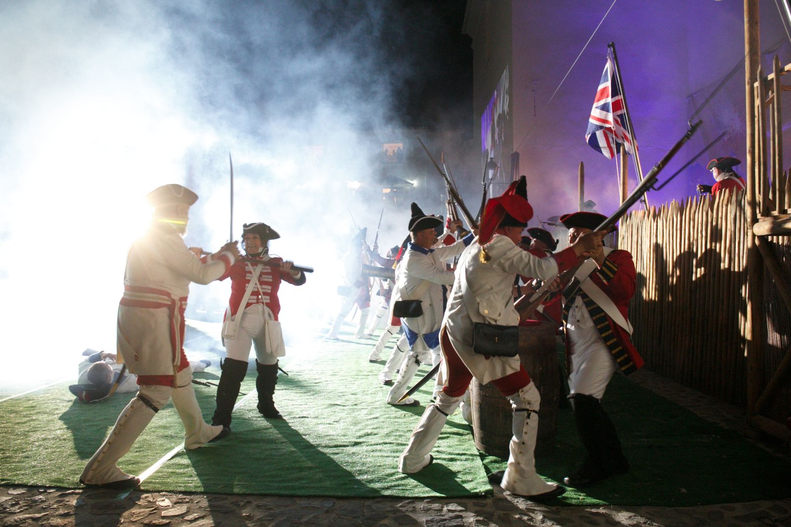 Recreación de la batalla de Pensacola en Macharaviaya.