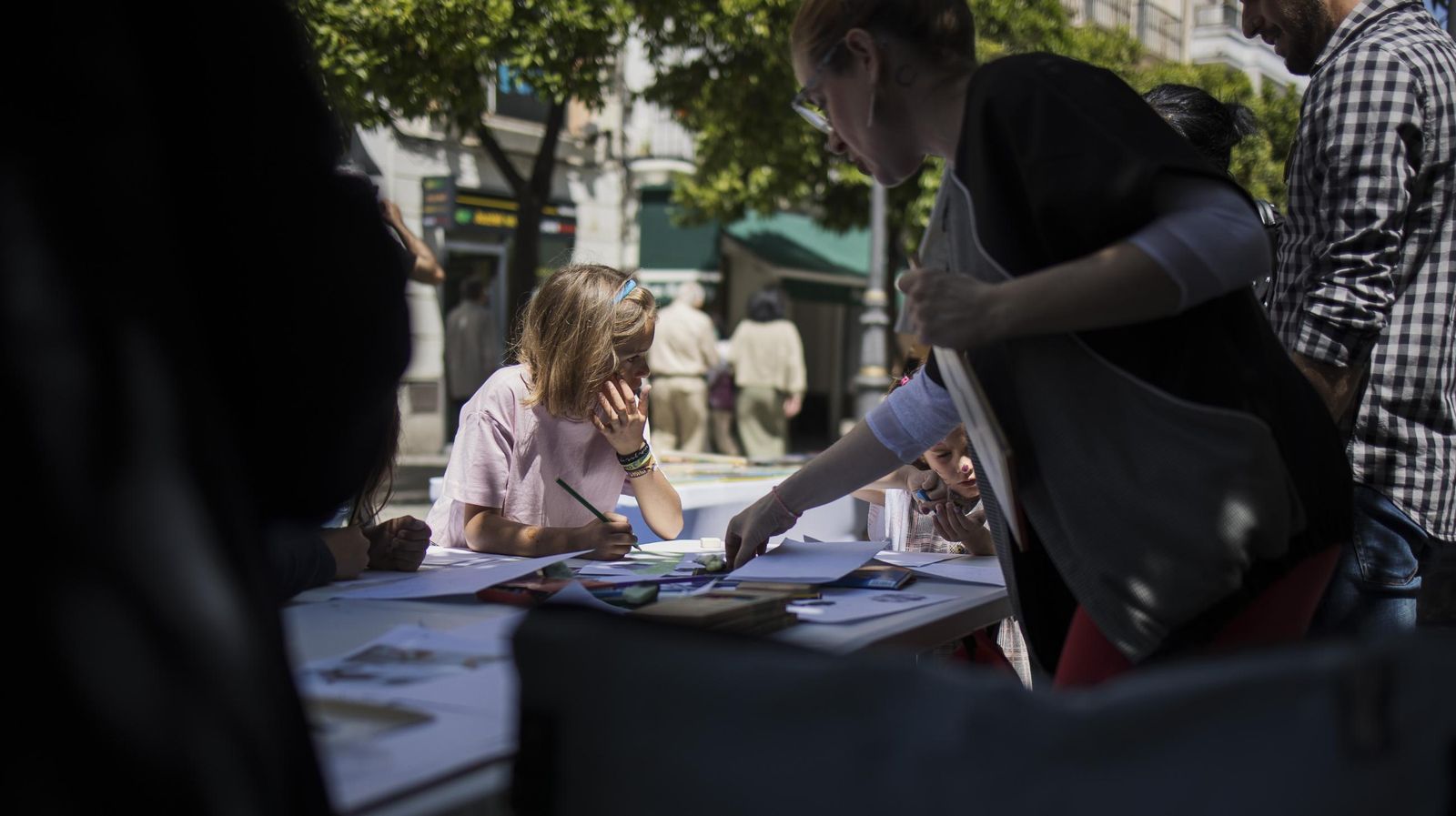 Motos, vino y literatura: búscate en el ambiente del centro de Jerez el sábado del Gran Premio de Jerez 2025