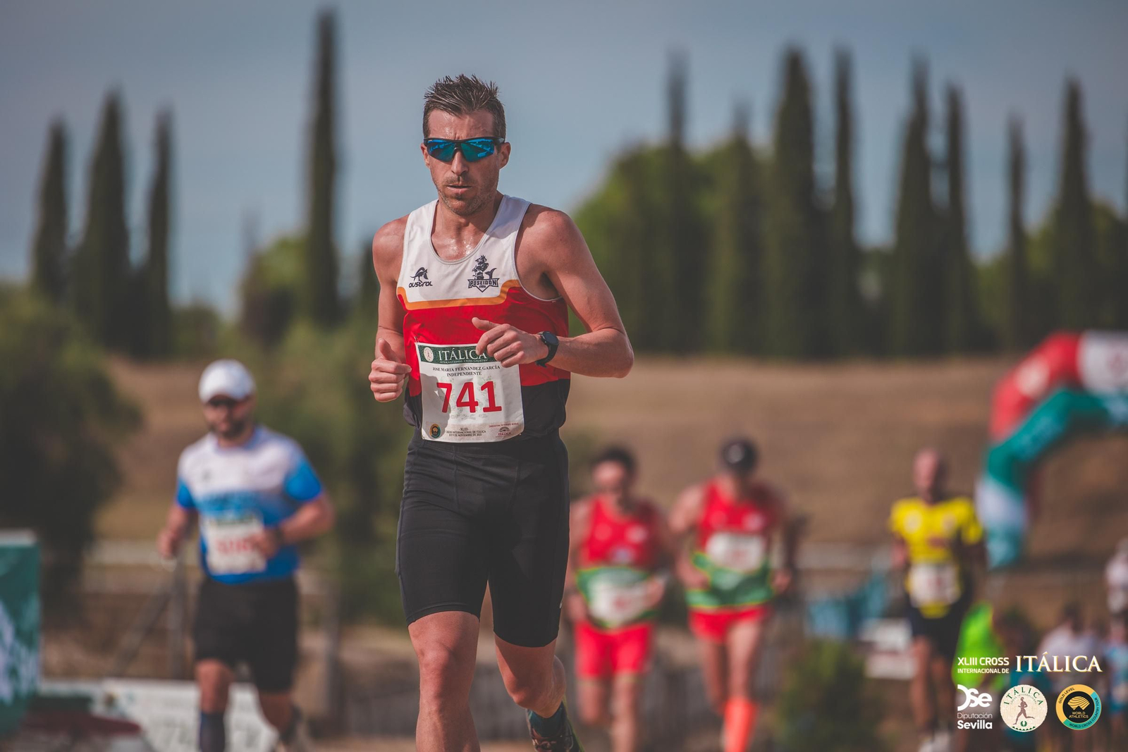 Búscate en las fotos del Cross de Itálica 2025 | 2