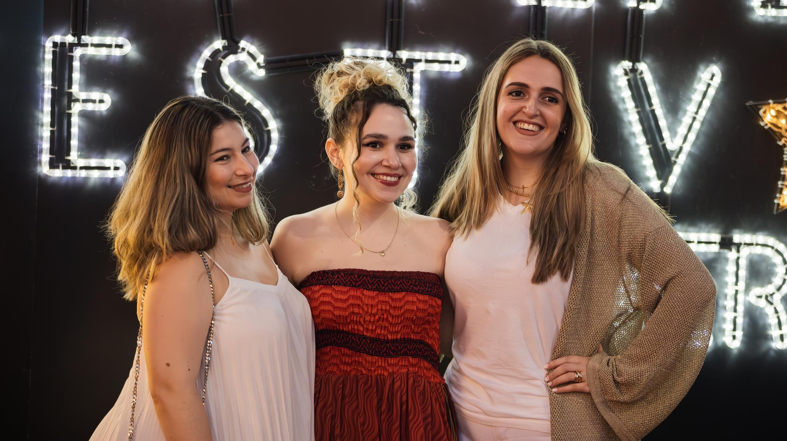 Búscate en el concierto tributo a Abba en Tío Pepe Festival en Jerez