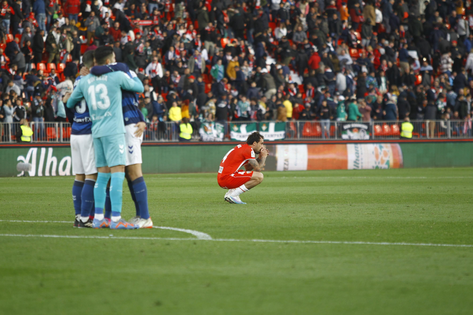 Imágenes del partido de fútbol U.D. Almería-Real Betis Balompié